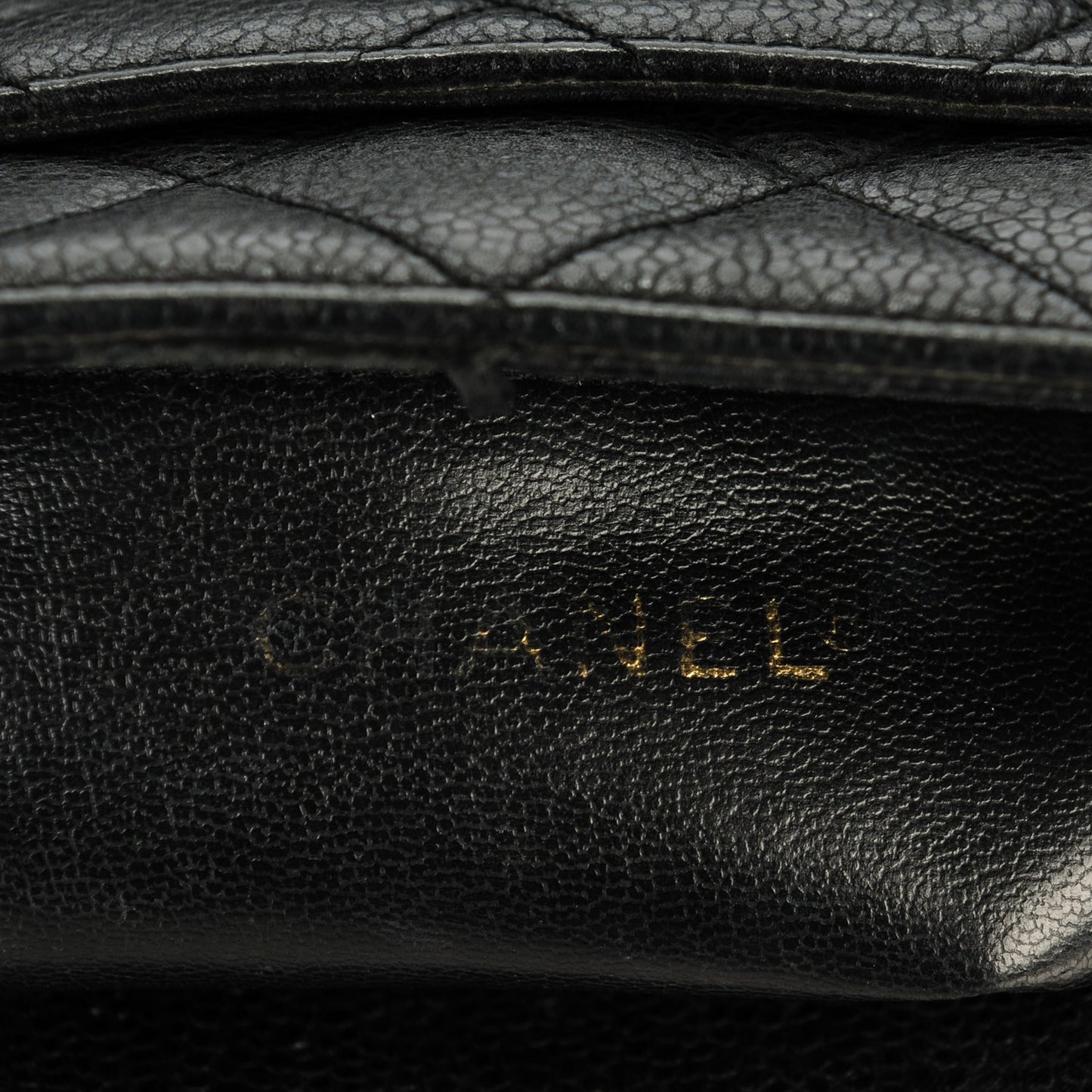Caviar Quilted Shoulder Bag Black
