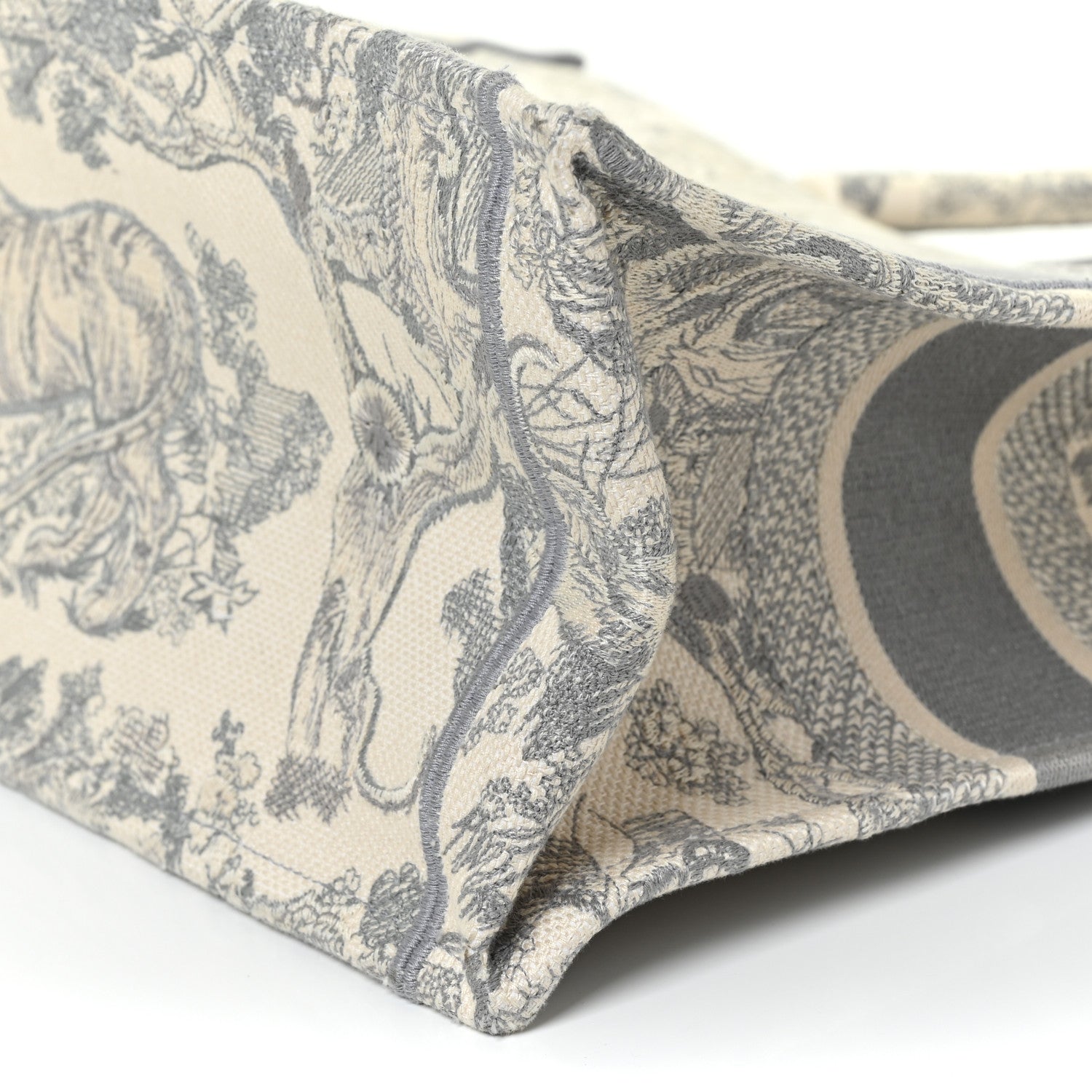 Christian Dior Canvas Embroidered Medium Dioriviera Toile De Jouy Book Tote Gray 9 of 9