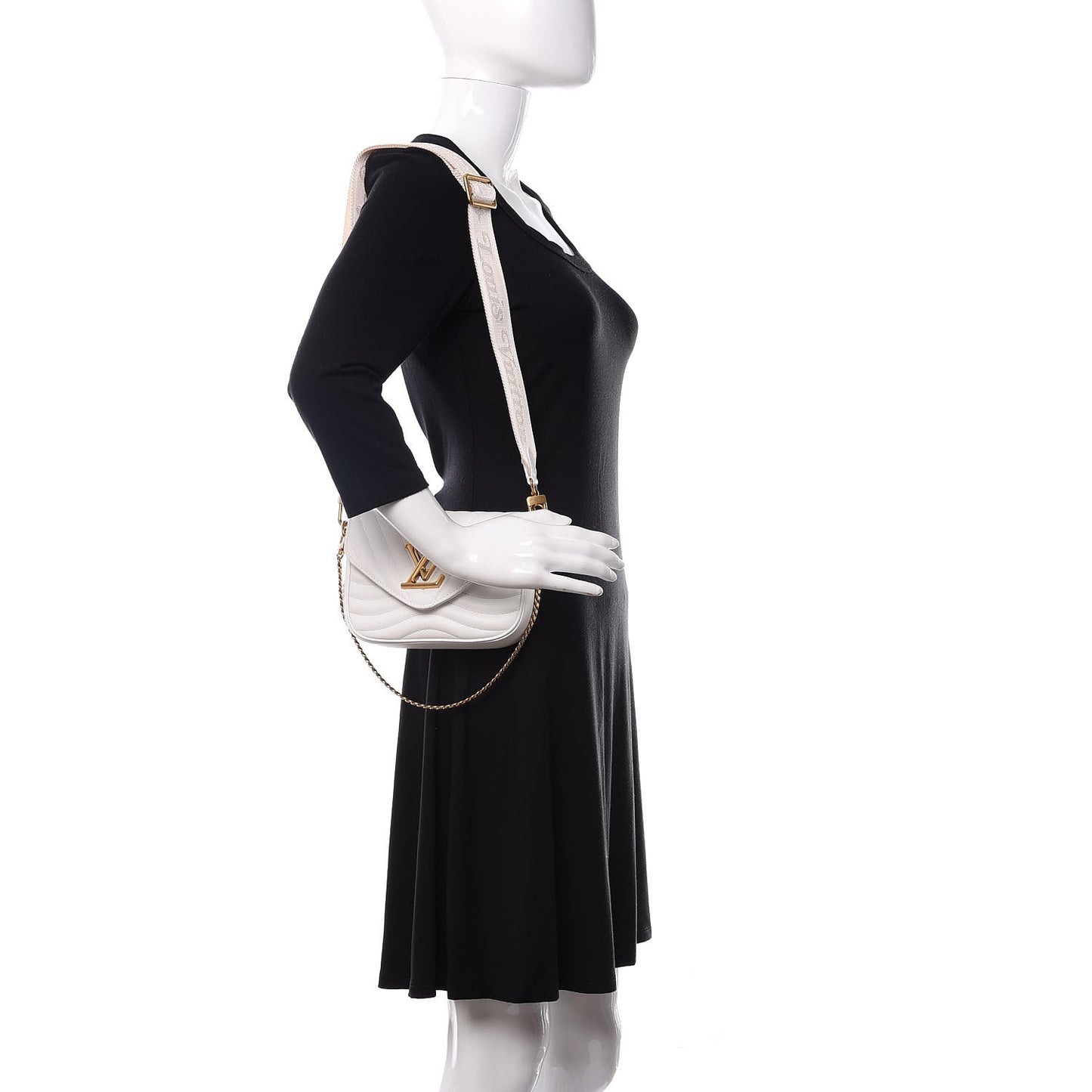 Calfskin New Wave Multi Pochette Snow