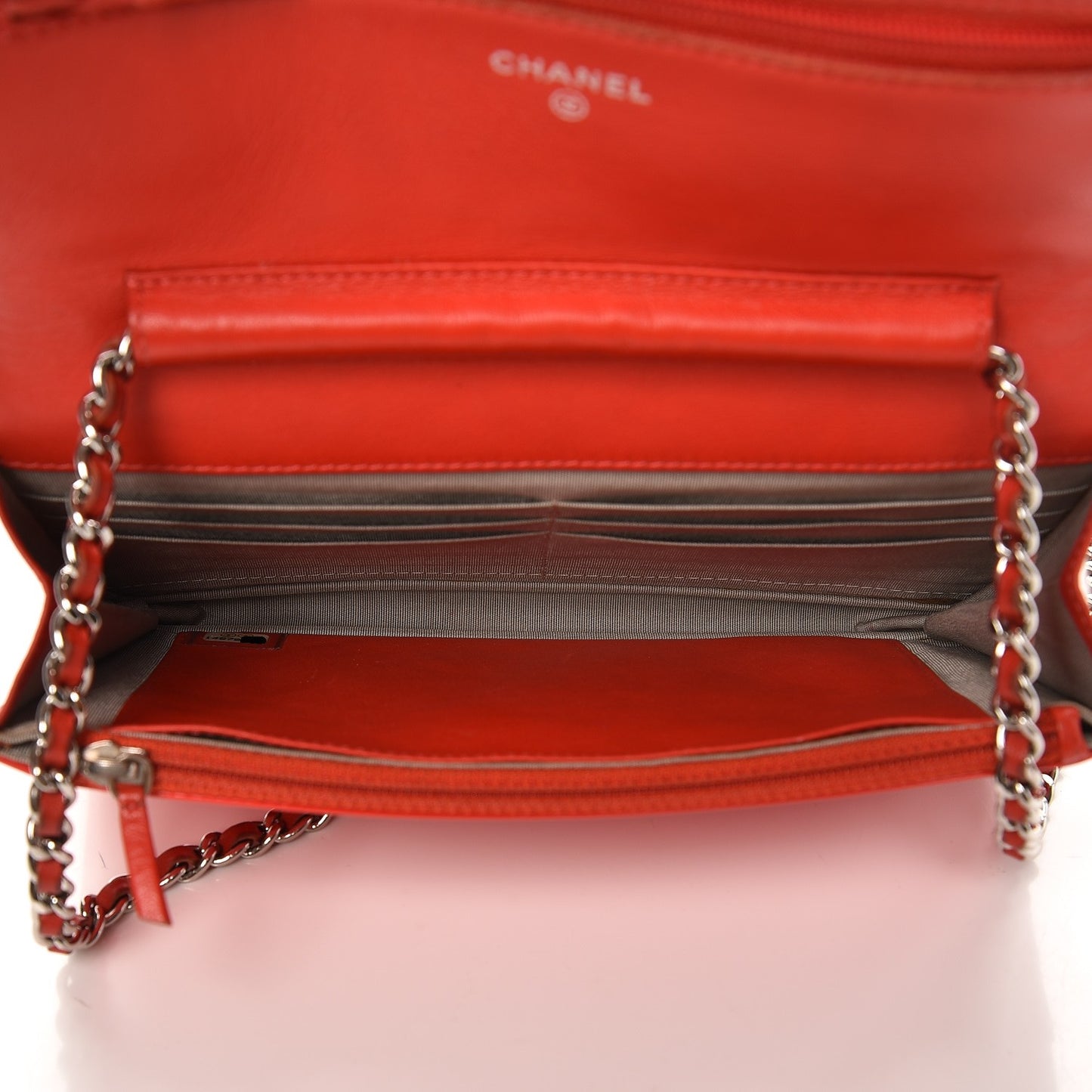 Patent Quilted Brilliant Wallet On Chain WOC Red