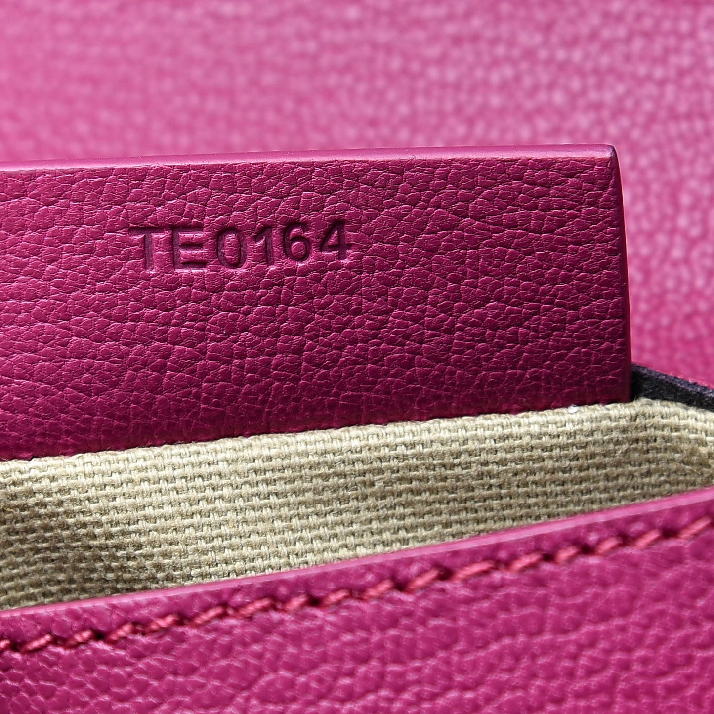 Sugar Goatskin Medium Antigona Envelope Clutch Raspberry