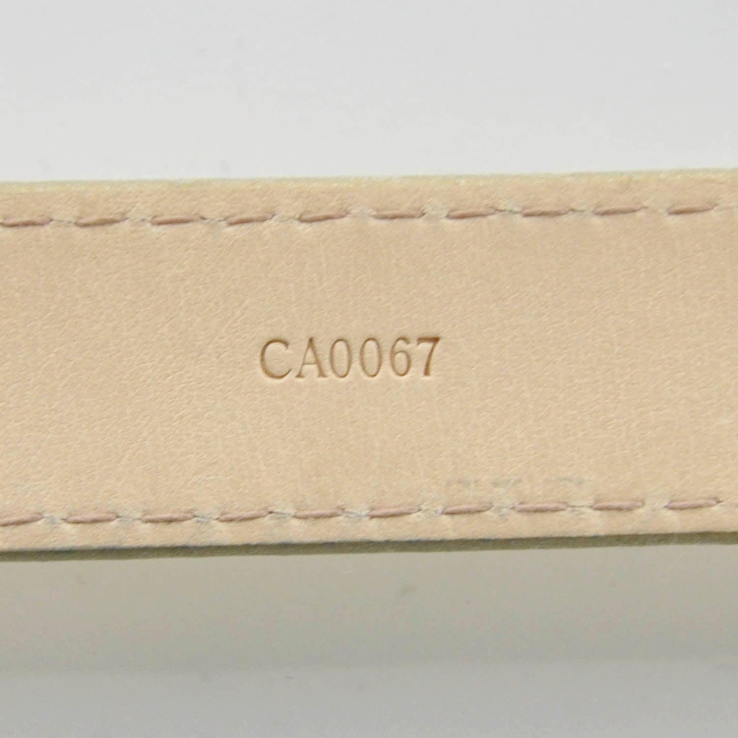 Louis Vuitton Gold Signature LV Initiales Belt 90 36 4 of 6
