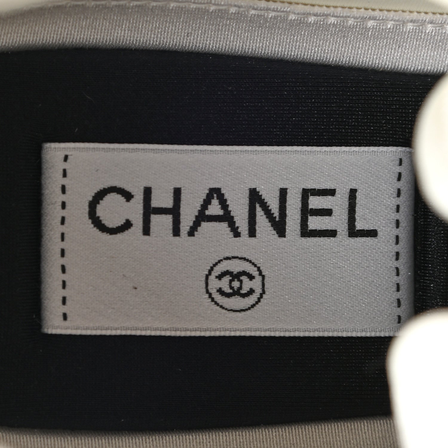 Chanel Velvet Calfskin Mixed Fibers CC Sneakers 39 Ivory Black 7 of 9