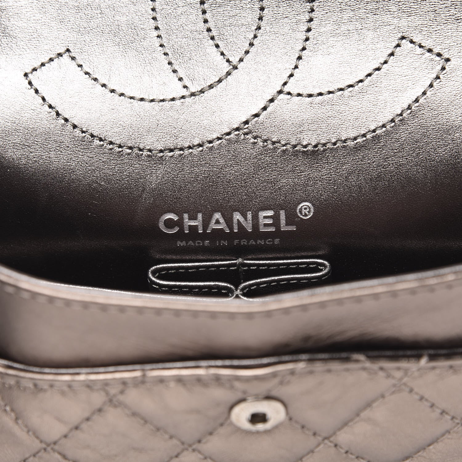 Chanel Metallic Aged Calfskin 2.55 Reissue 225 Flap Dark Silver 6 of 12