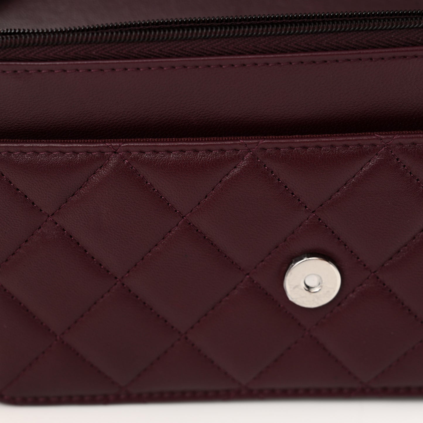 Lambskin Quilted Enamel CC Wallet On Chain WOC Burgundy