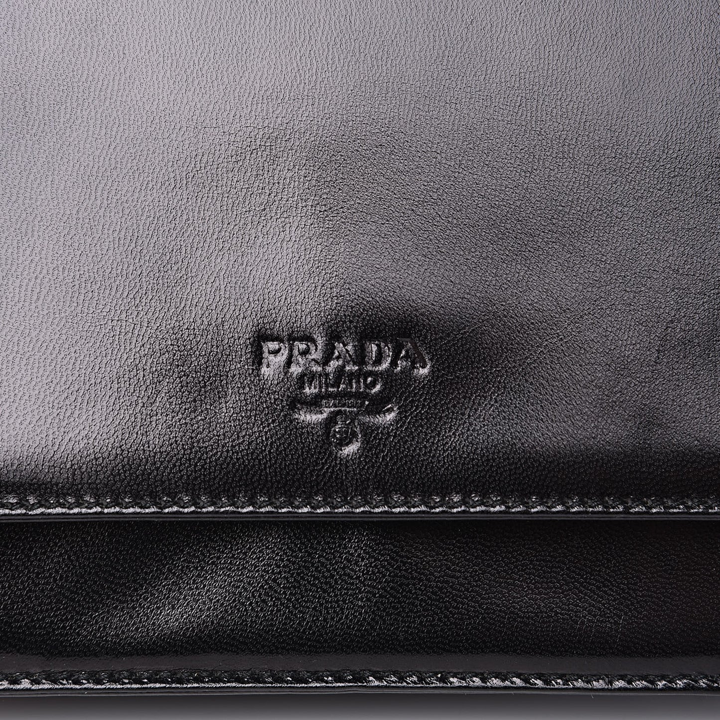Goatskin Swing Chain Shoulder Bag Black