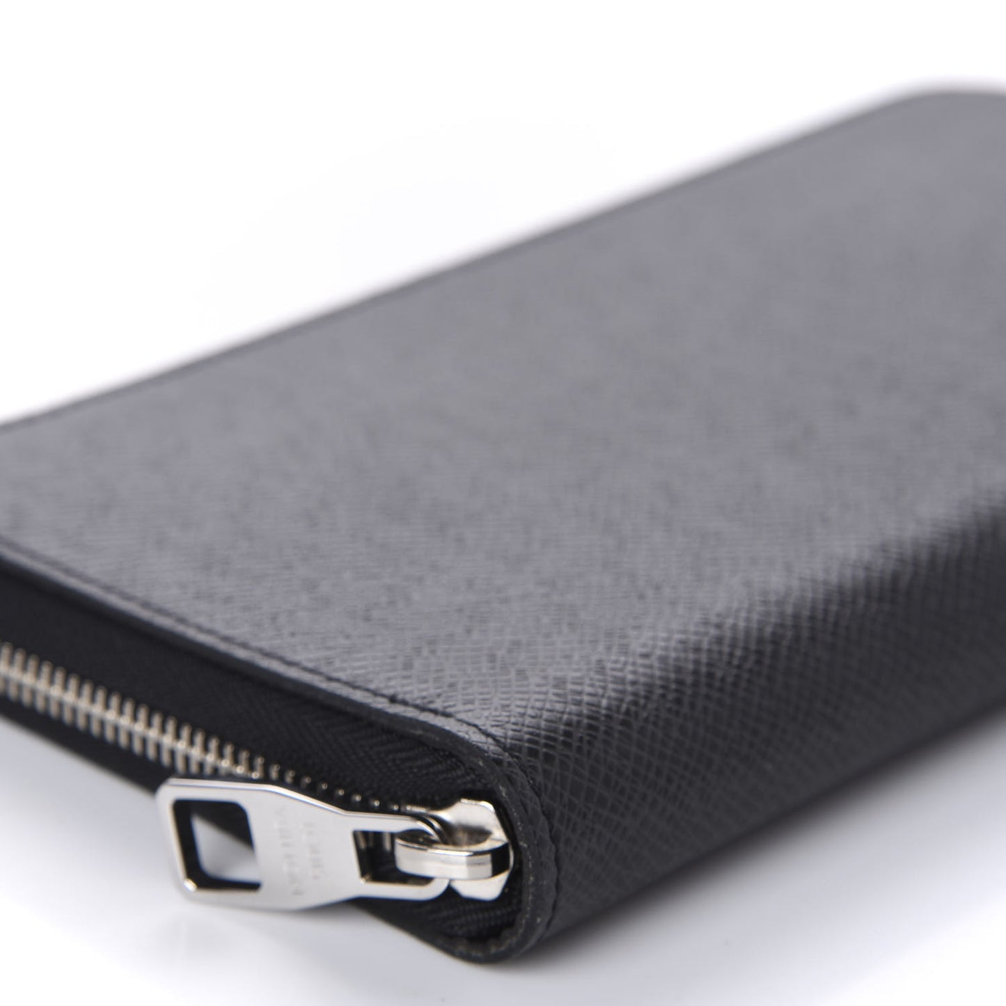 Taiga Zippy Organizer Wallet Black
