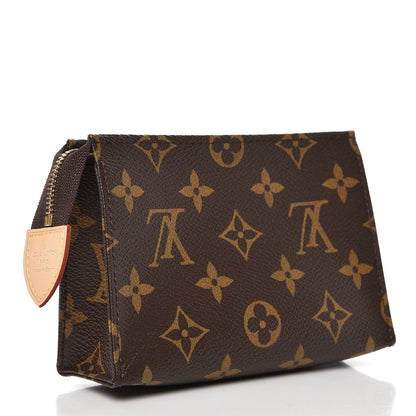 Louis Vuitton Monogram Toiletry Pouch 15 3 of 8
