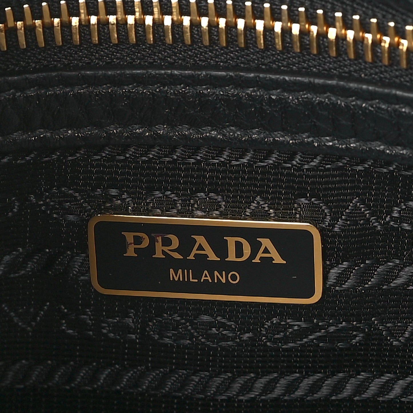 Vitello Phenix Double Zip Crossbody Bag Black