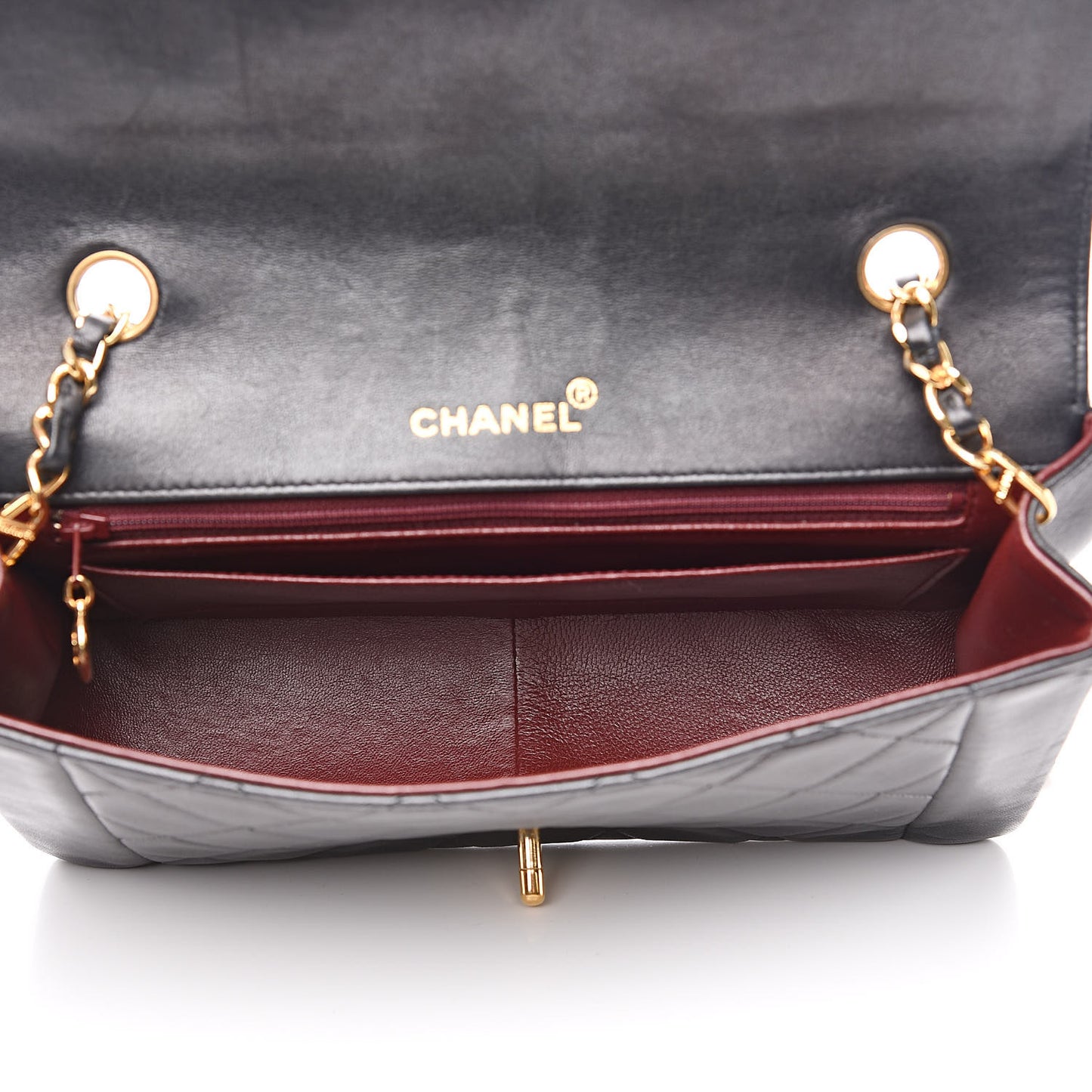 Lambskin Quilted Medium Single Flap Black