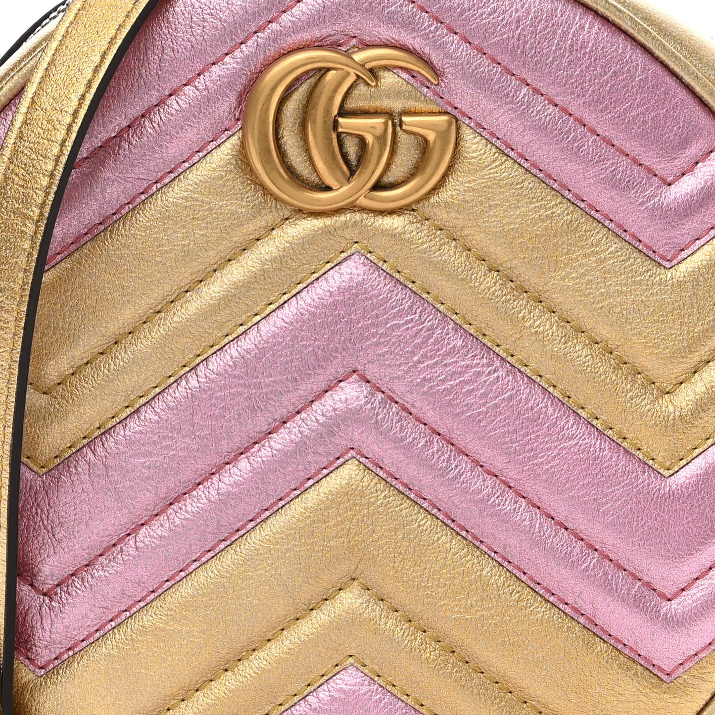 Metallic Nappa Matelasse Heart Mini GG Marmont Round Shoulder Bag Oro Vecchio Rosa