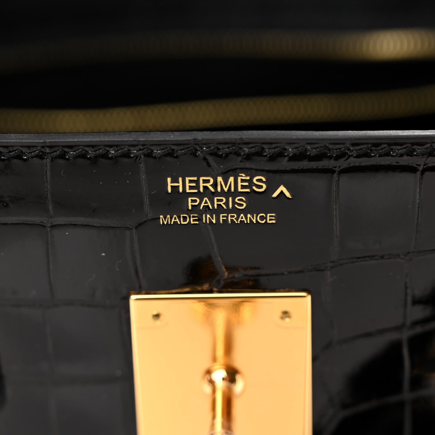Shiny Porosus Crocodile Birkin 30 Black