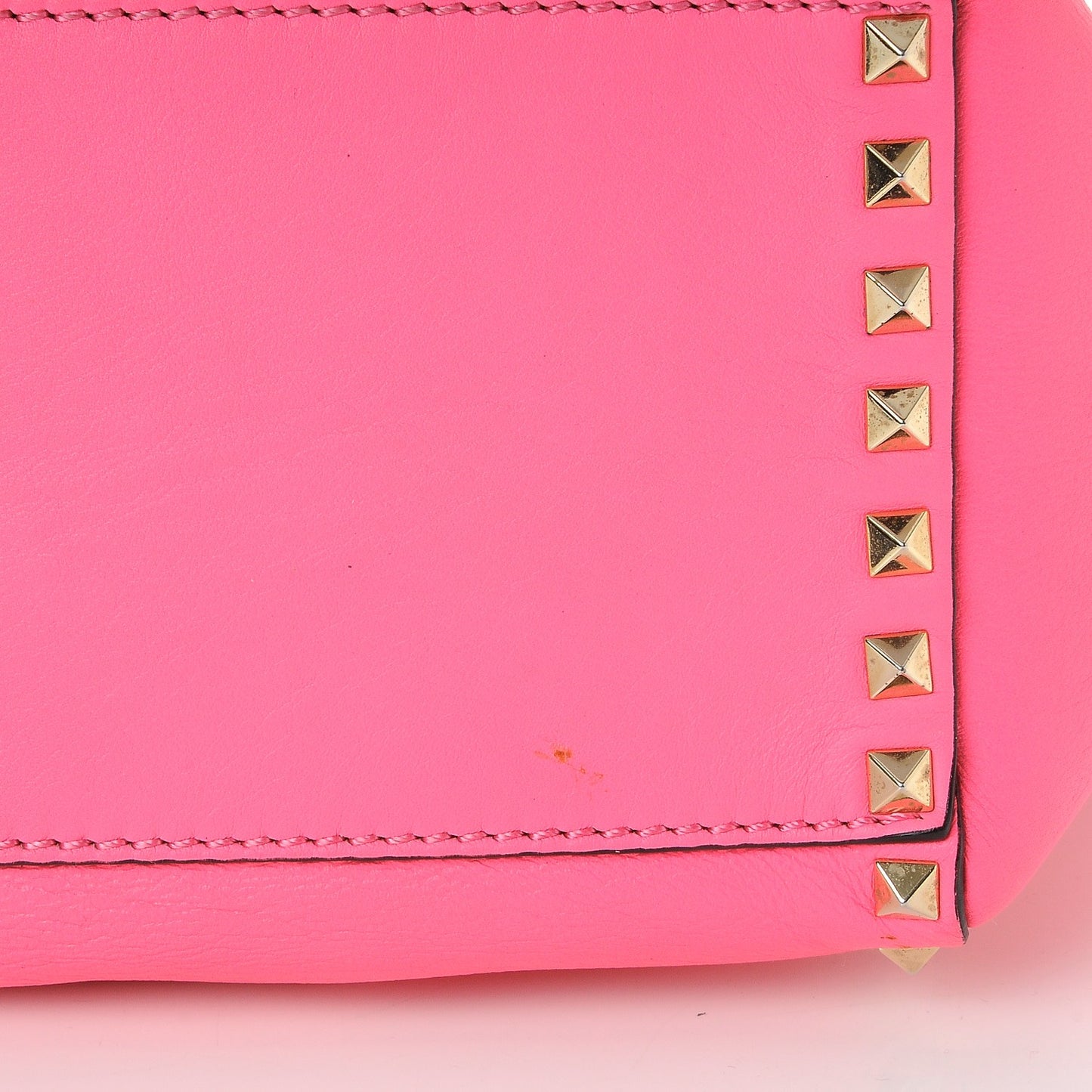 Vitello Rockstud Double Handle Tote Fuxia Fluo