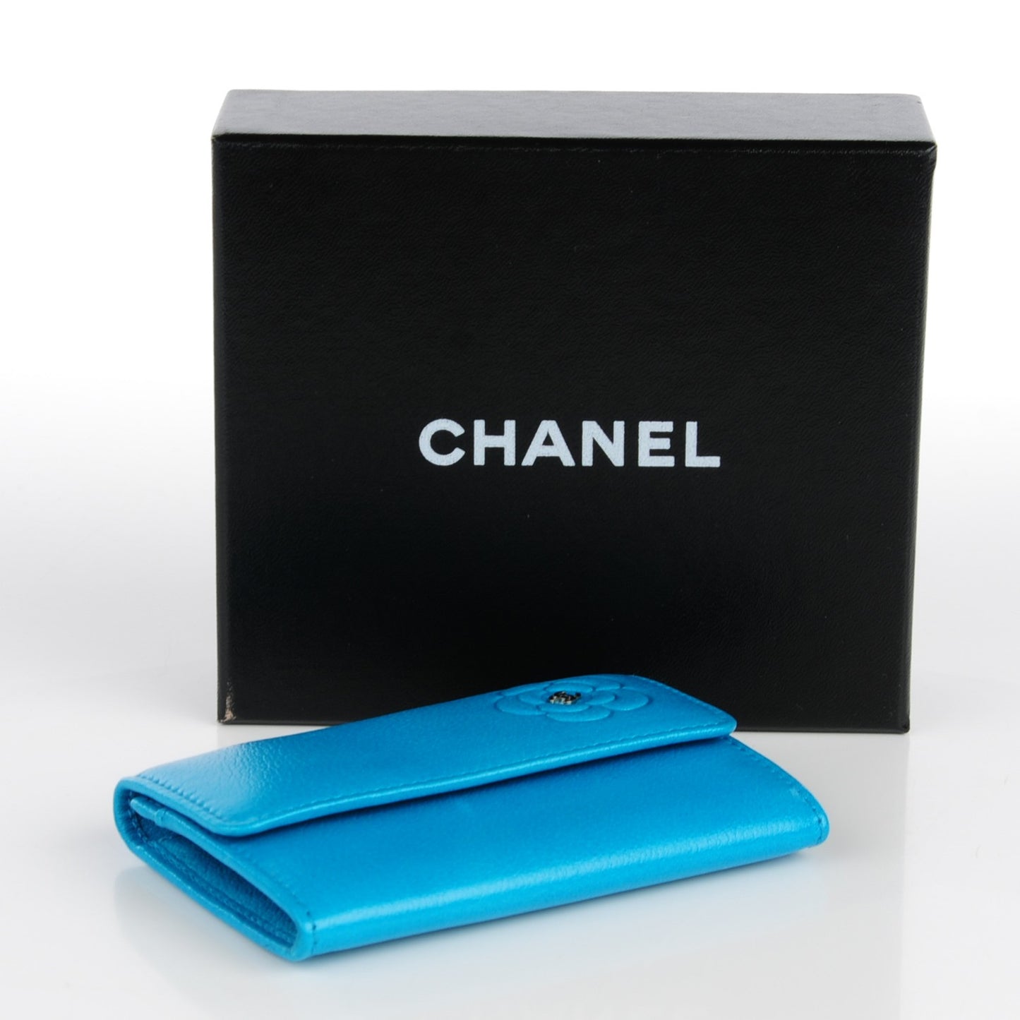 Goatskin Camellia Embossed Flap Card Holder Wallet Turquoise