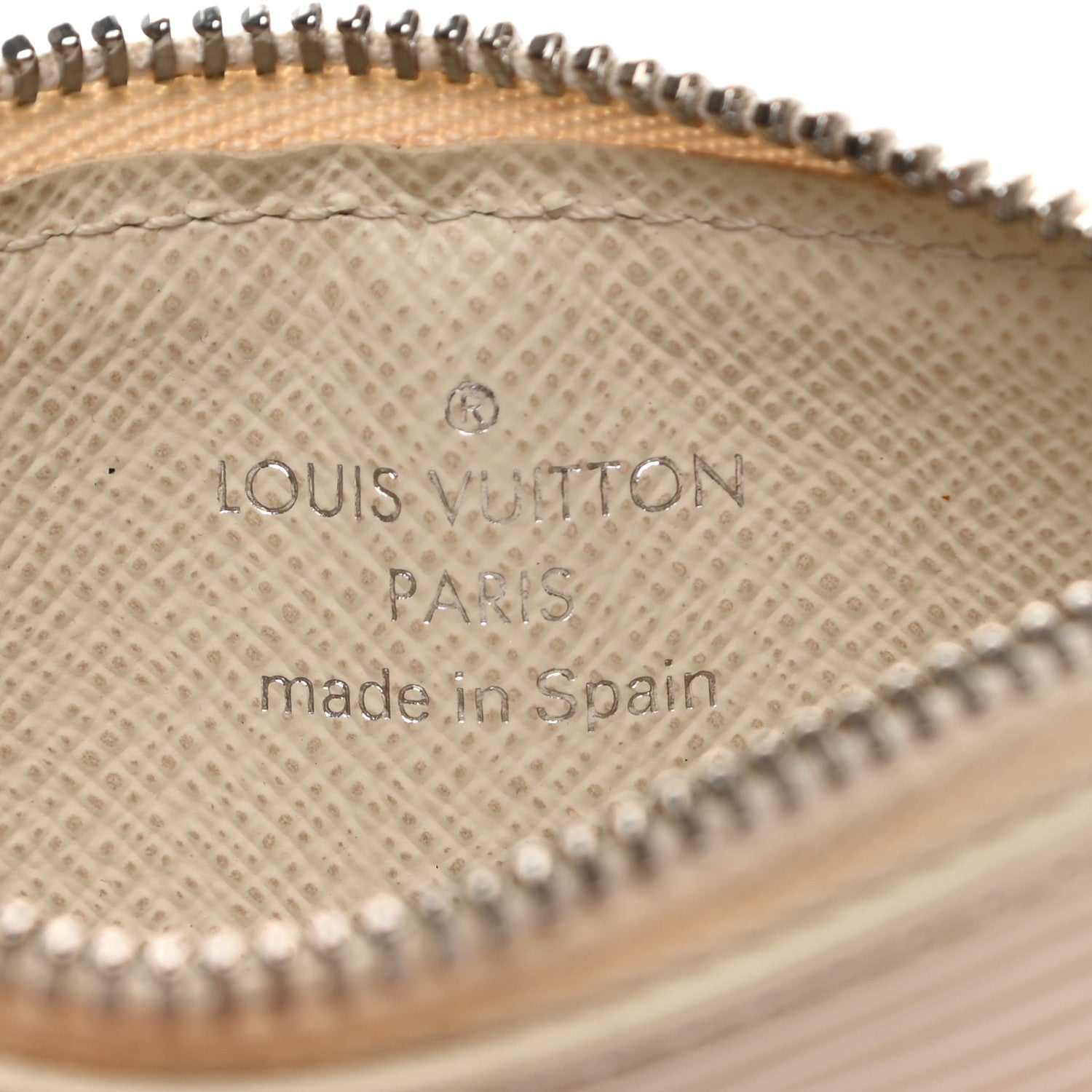 Louis Vuitton Epi Key Pouch Ivory 6 of 10
