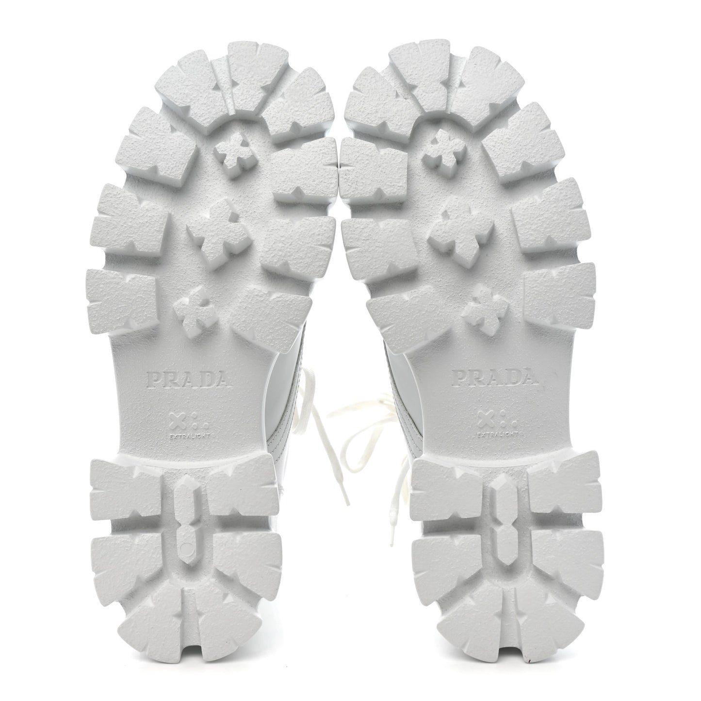 Spazzolato Rois Re-Nylon Metal Triangle Logo Monolith Pouch Pocket 55mm Boots 40.5 White