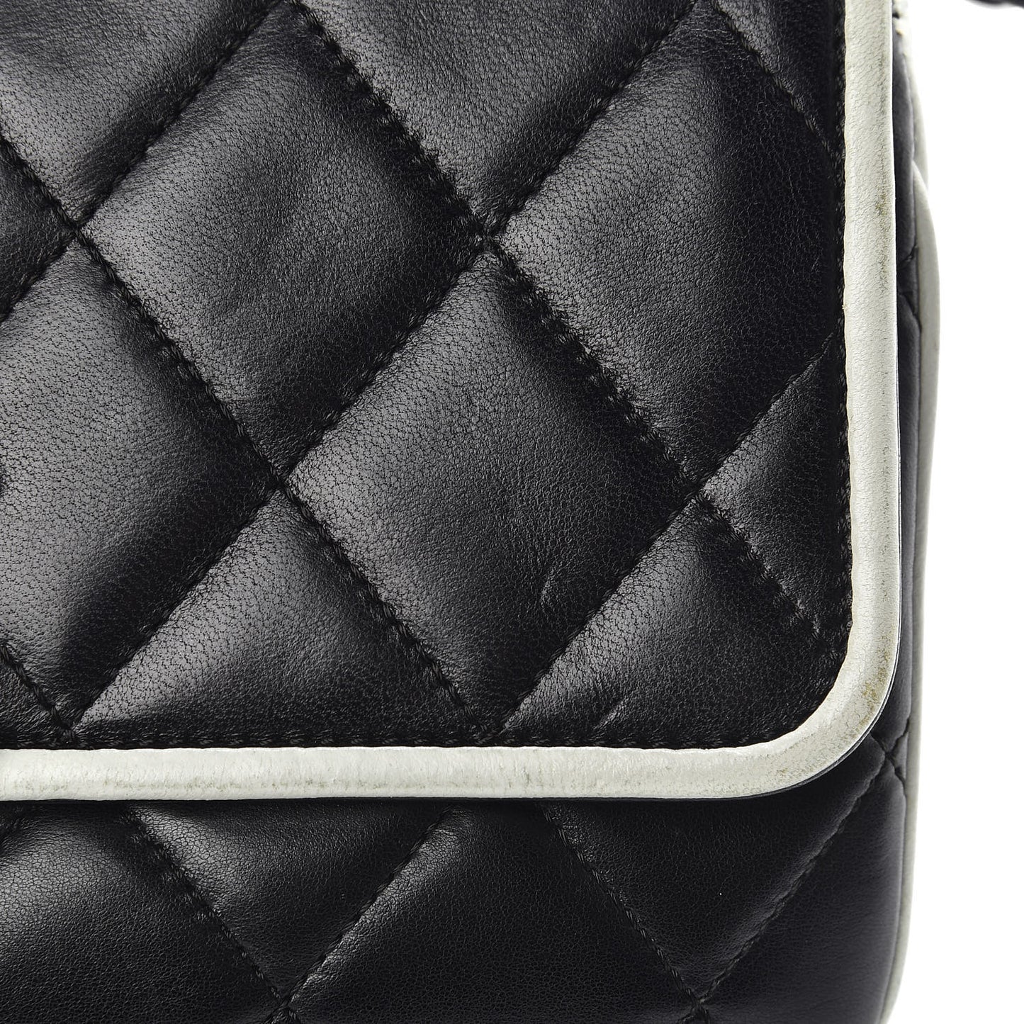 Lambskin Quilted Flap Black White