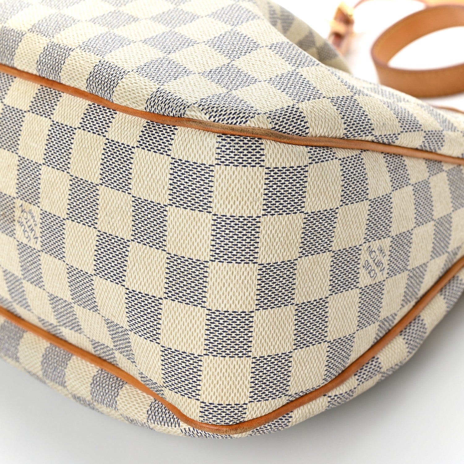 Louis Vuitton Damier Azur Siracusa MM 8 of 17
