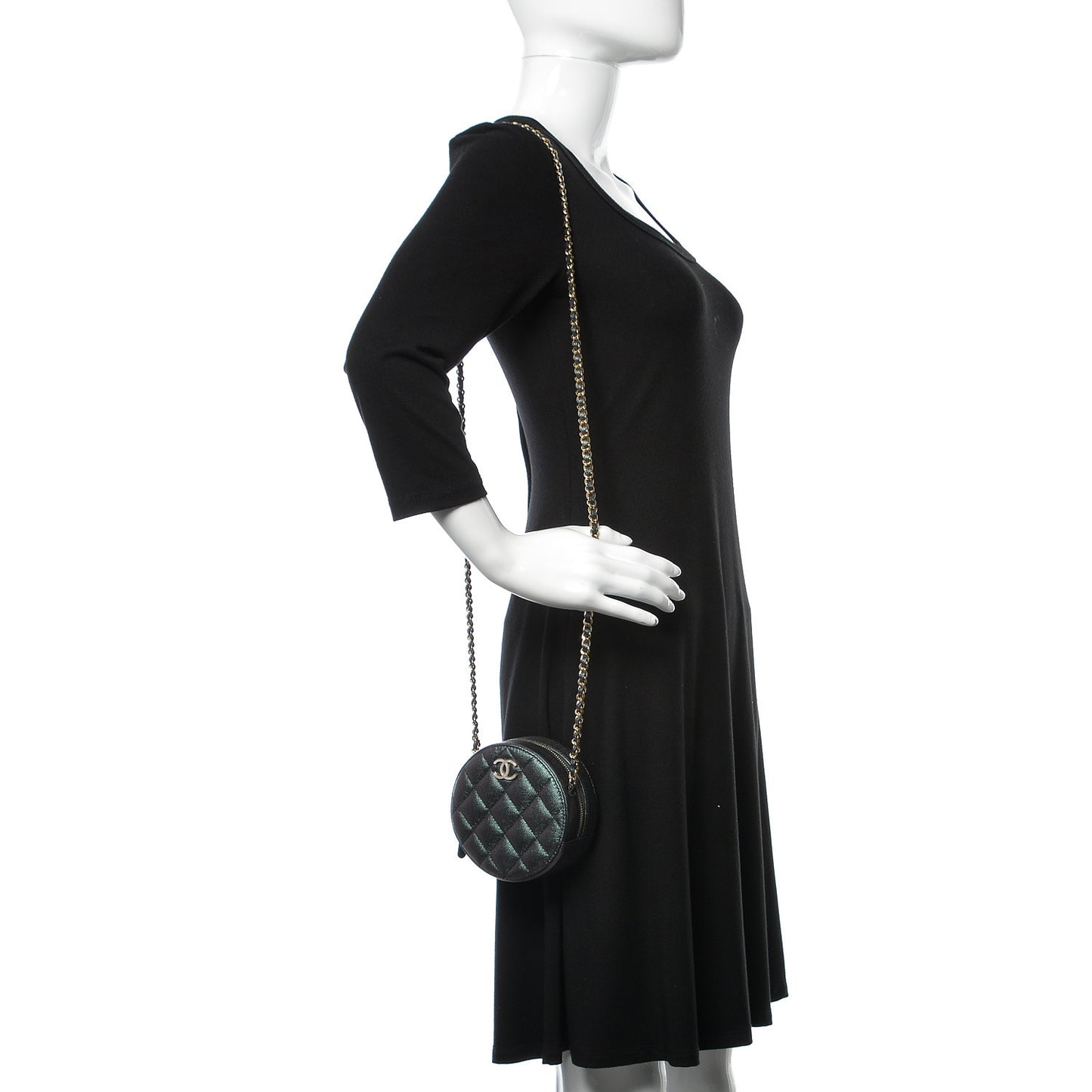 Iridescent Caviar Quilted Round Clutch With Chain Black