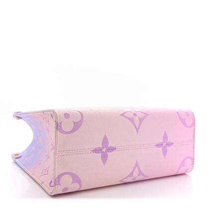 Louis Vuitton Monogram Giant Spring In The City Onthego PM Sunrise Pastel 4 of 9