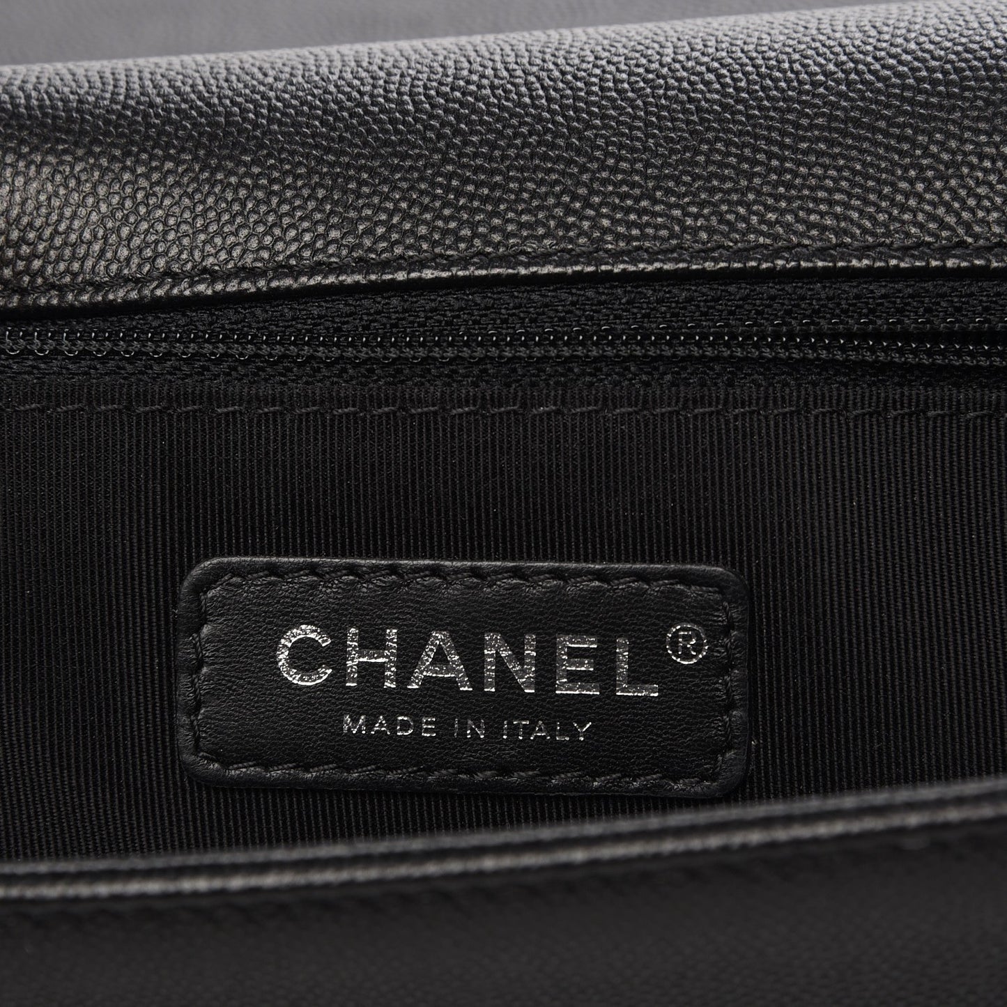 Caviar Quilted New Medium Boy Flap So Black