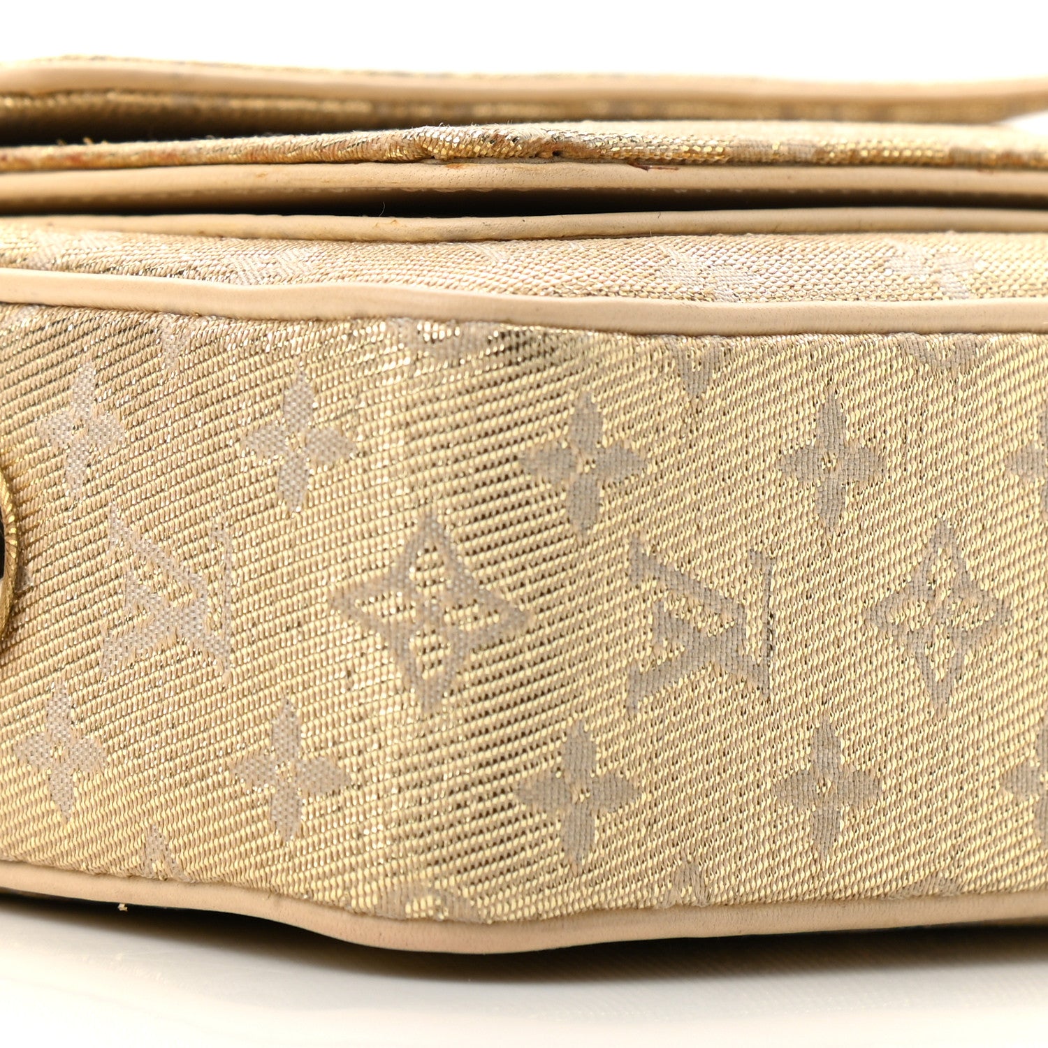 Louis Vuitton Mini Lin Shine McKenna Camera Bag Gold 9 of 12