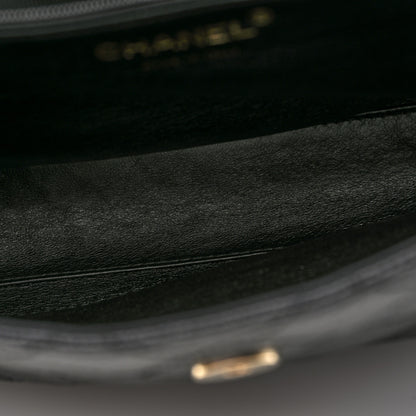 Chanel Caviar Quilted CC Beauty Clutch Black 5 of 6
