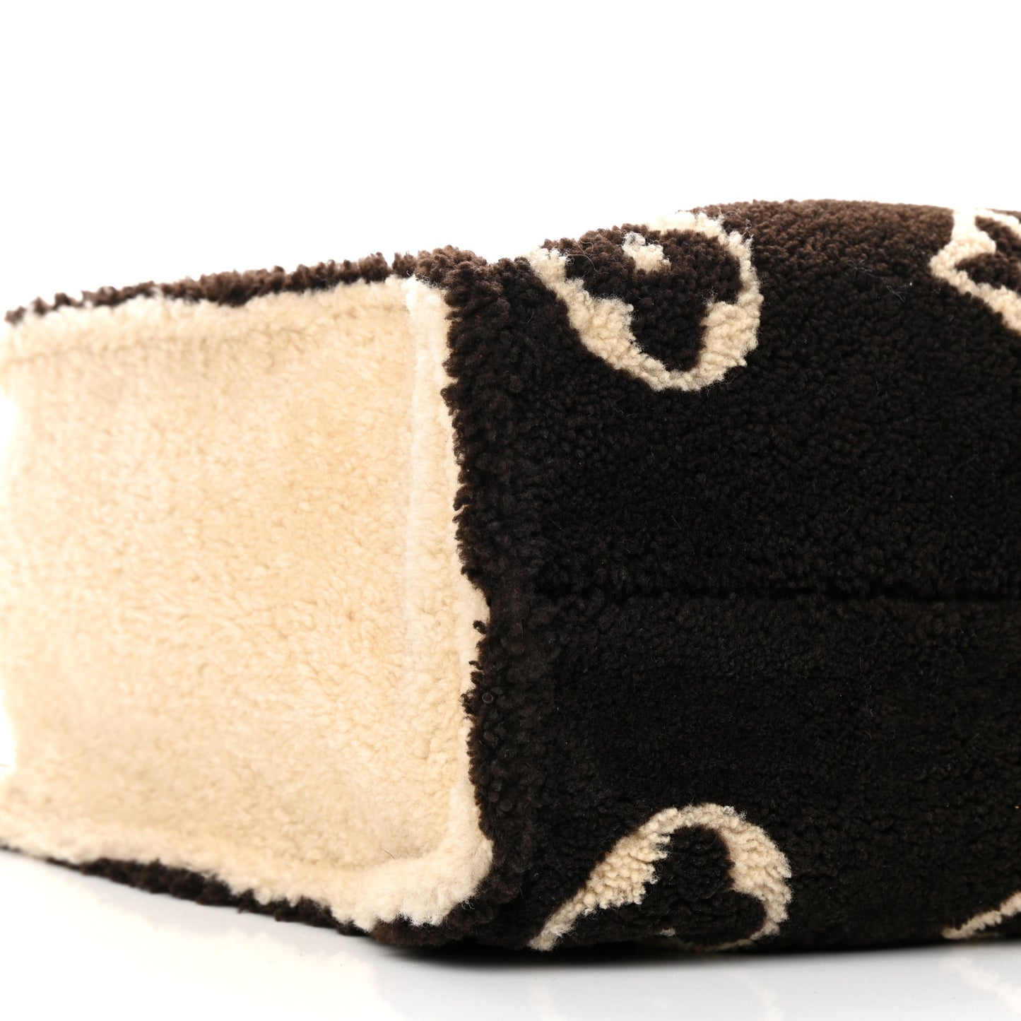 Shearling Monogram Giant Teddy Onthego GM Black White