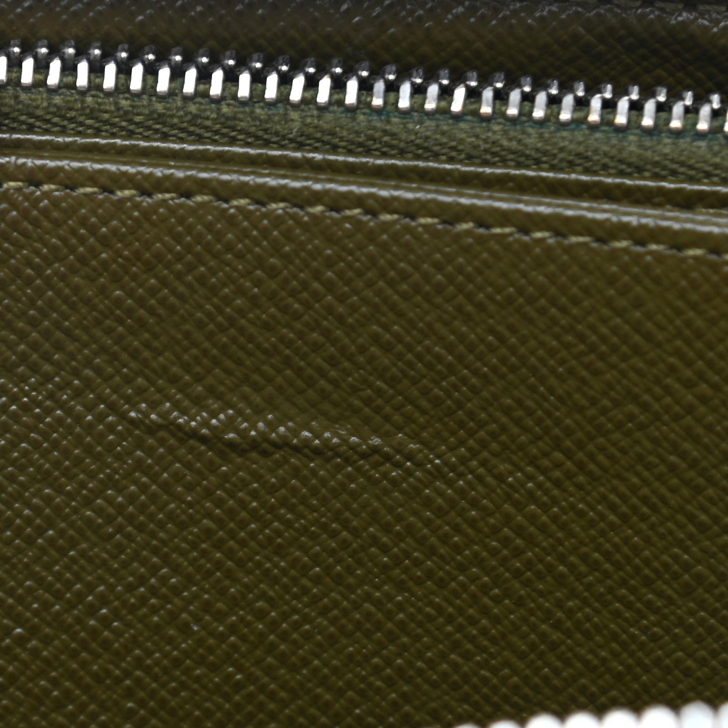 Louis Vuitton Monogram Infrarouge Zippy Wallet 8 of 14