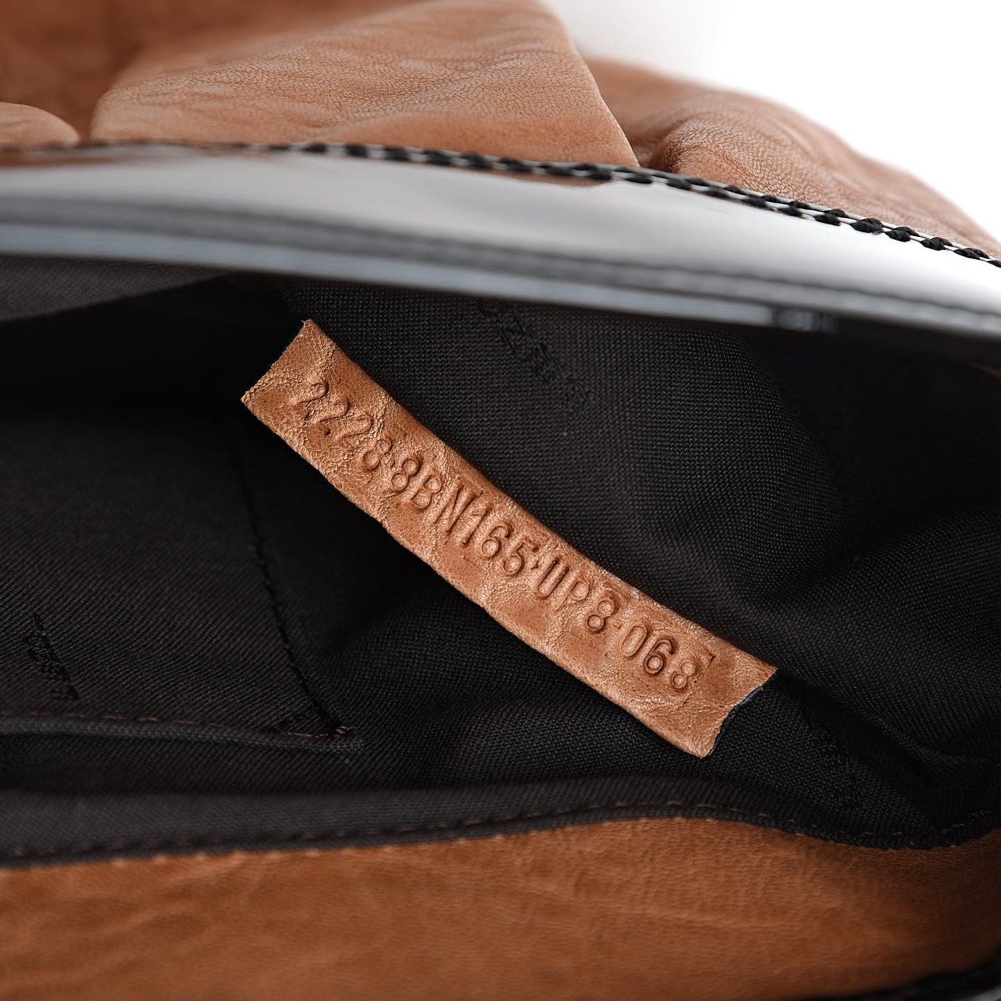 Nappa Patent B Bag Osso Black