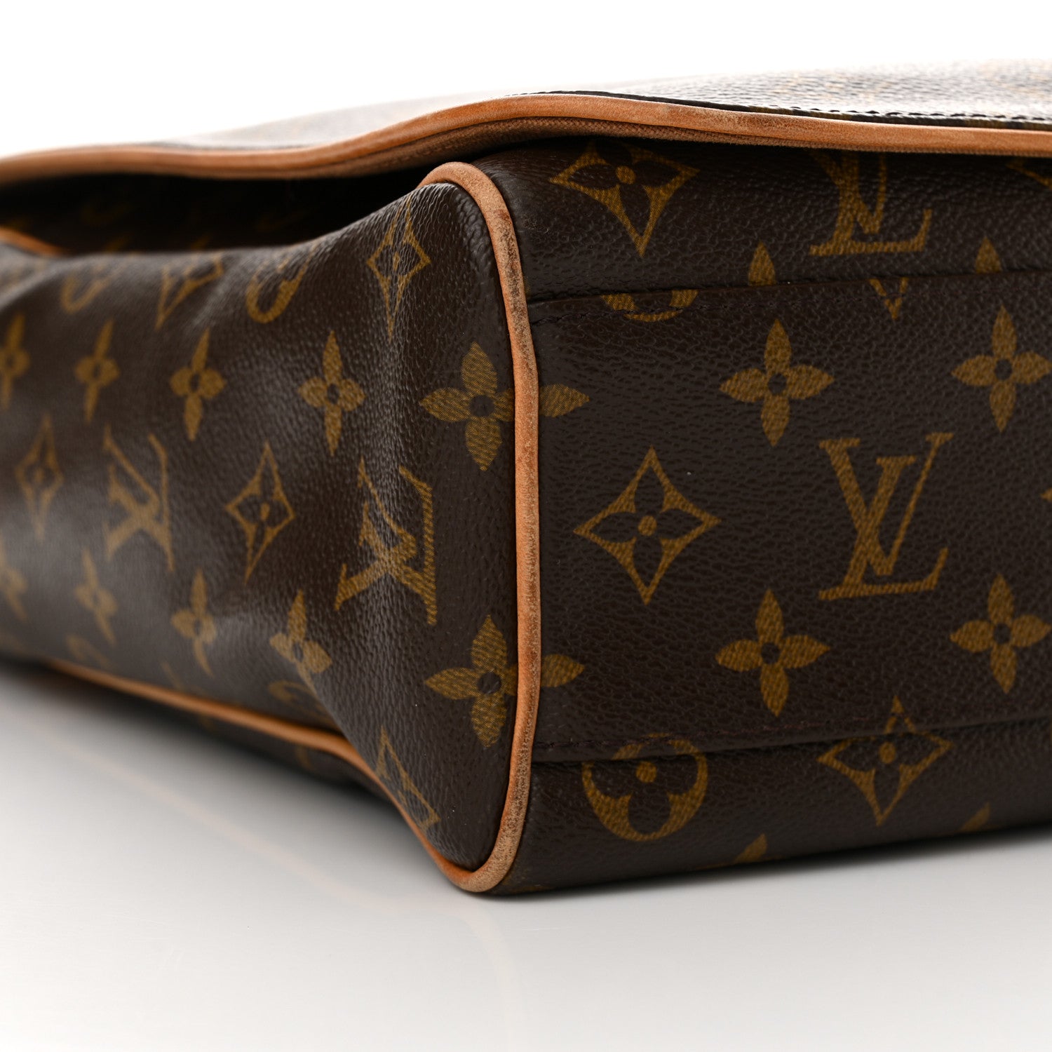Louis Vuitton Monogram Abbesses Messenger Bag 8 of 18