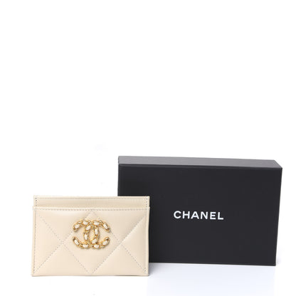 Chanel Shiny Goatskin Quilted Chanel 19 Card Holder Beige 8 of 8
