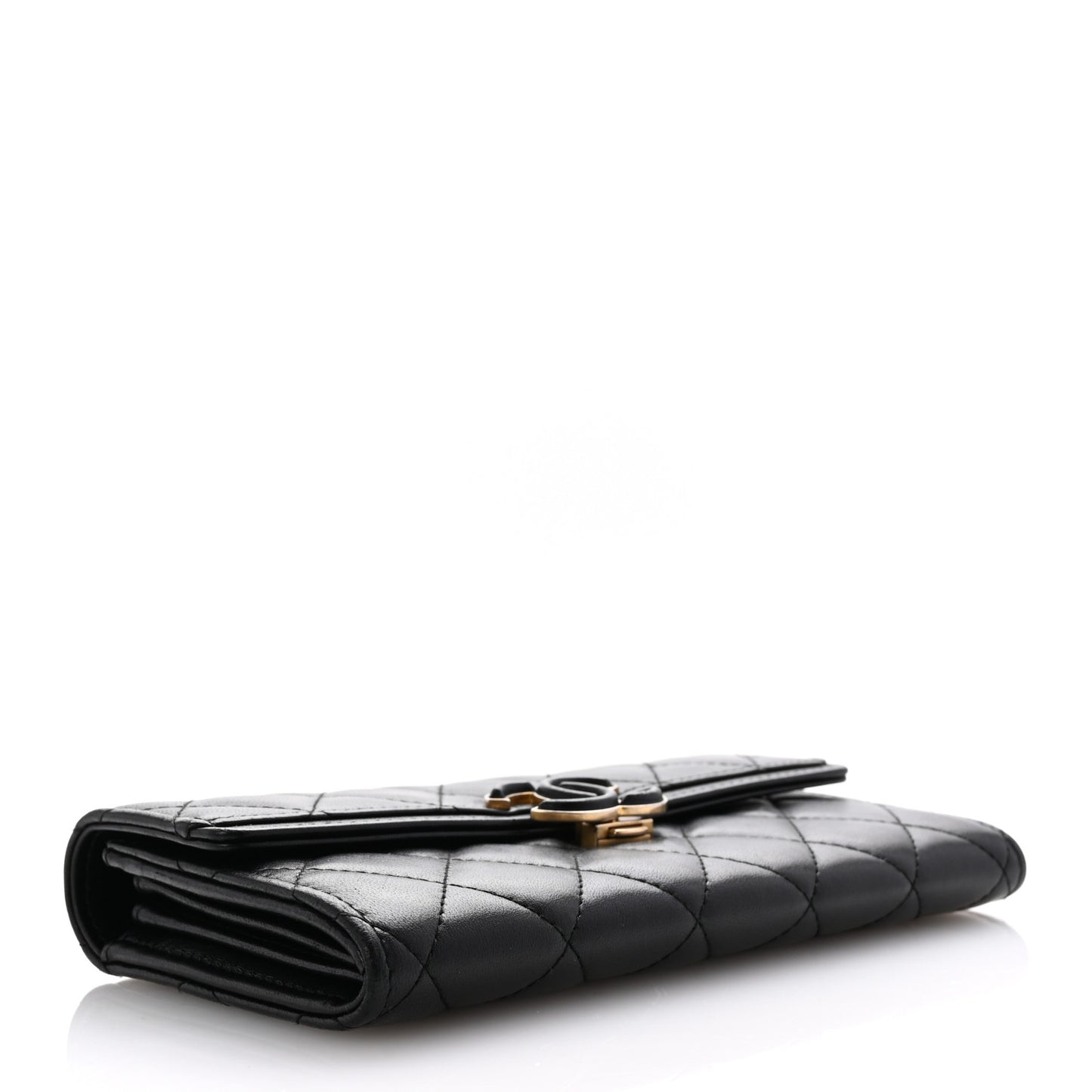 Lambskin Quilted CC Chic Gusset Wallet Black