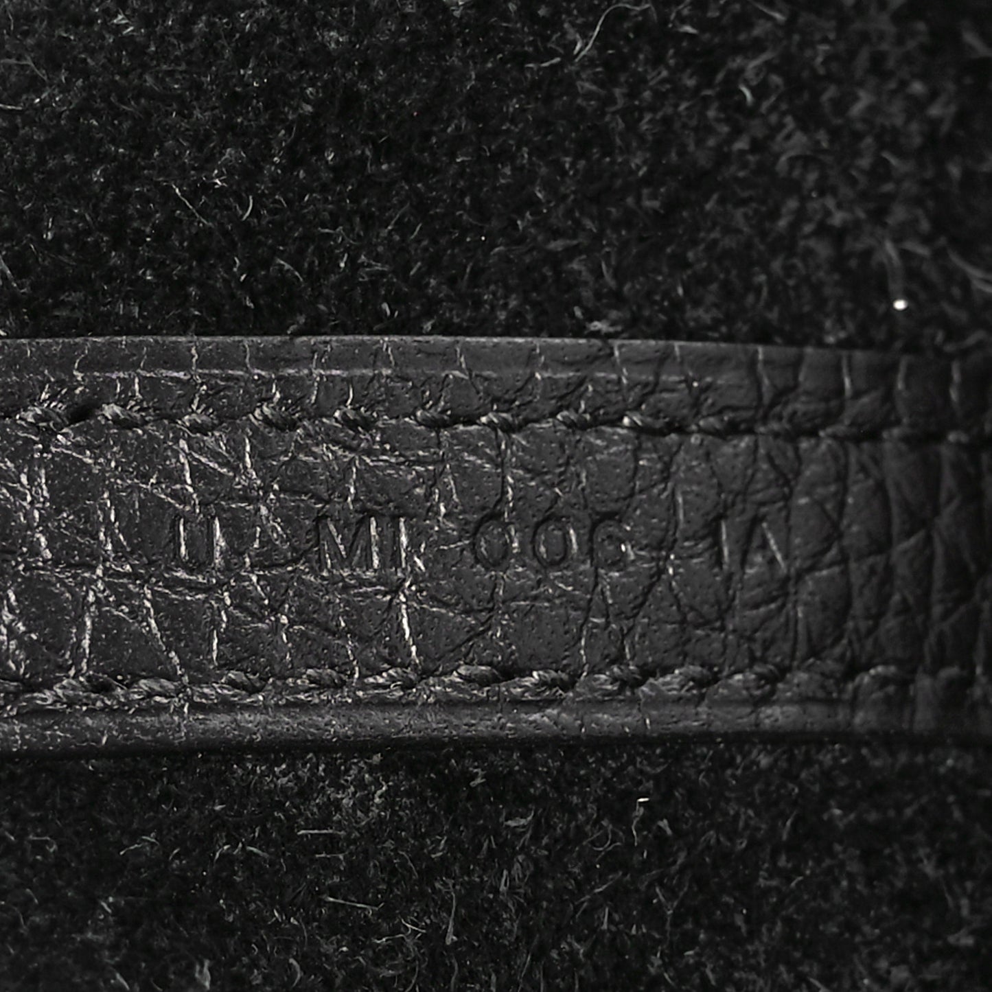 Taurillon Clemence Picotin Lock 18 PM Black