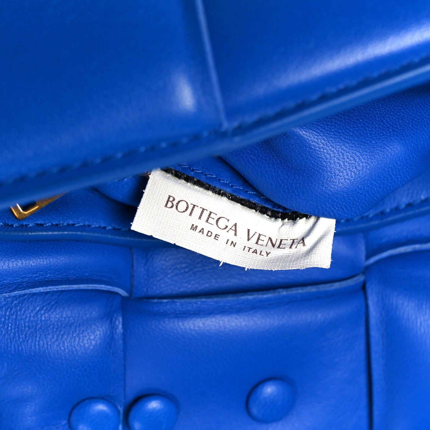 Lambskin Maxi Intreccio Padded Chain Cassette Crossbody Bag Cobalt