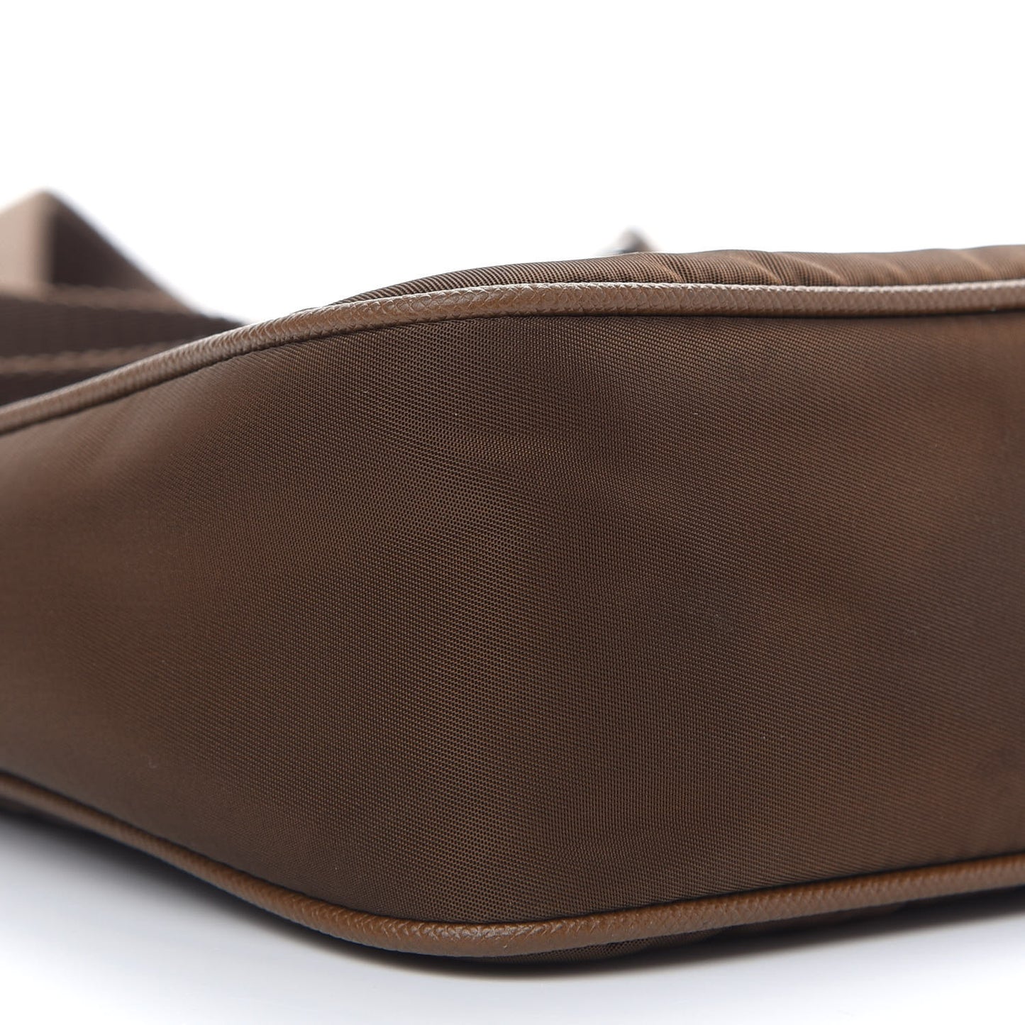 Tessuto Nylon Saffiano Re-Edition 2005 Shoulder Bag Cacao
