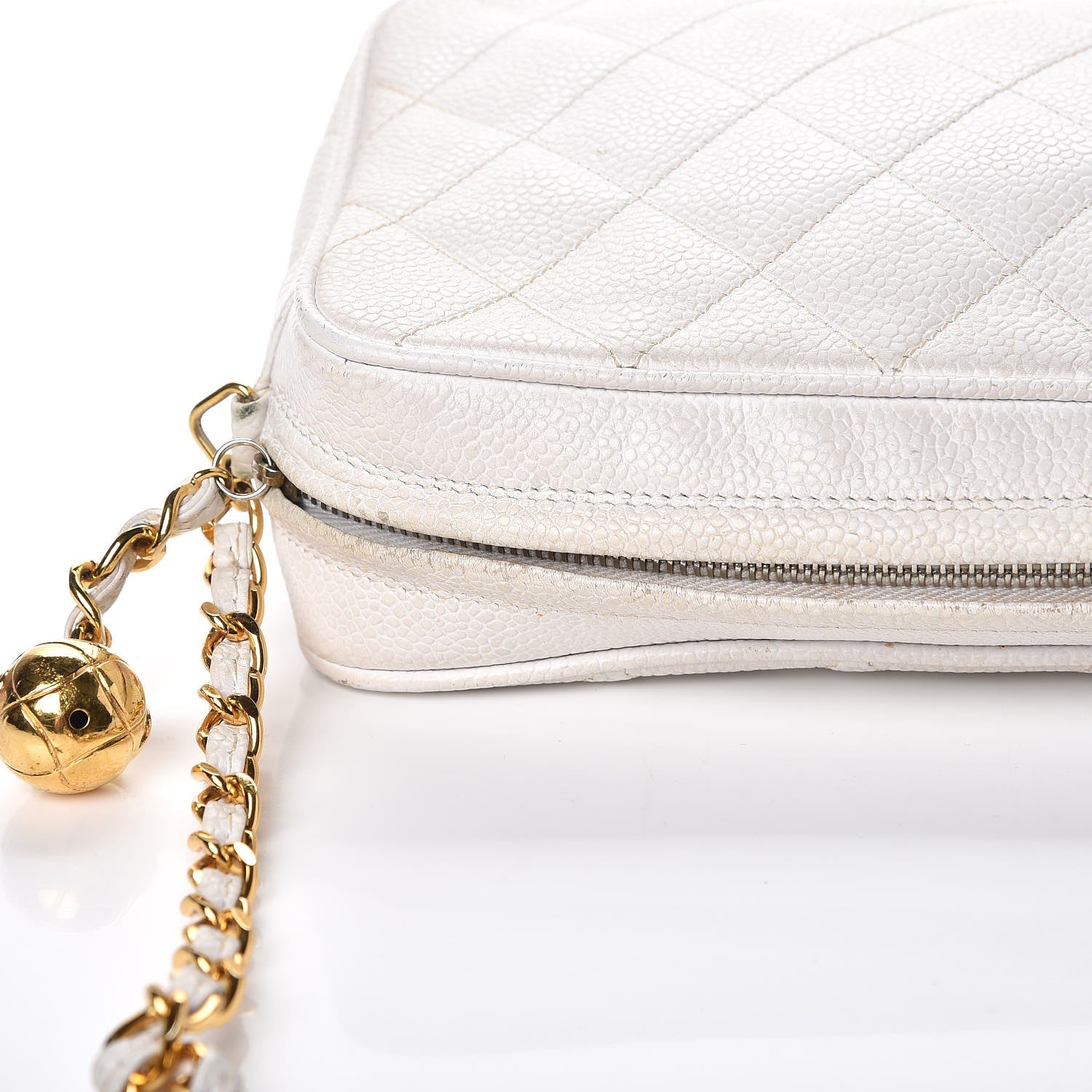 Chanel Caviar Quilted Camera Case White 15 of 22