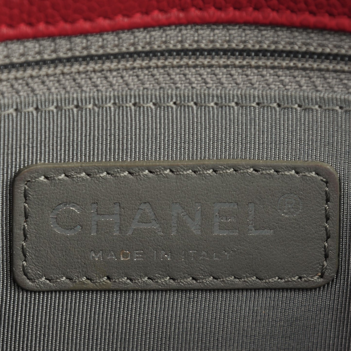 Caviar Quilted Medium French Riviera Flap Red