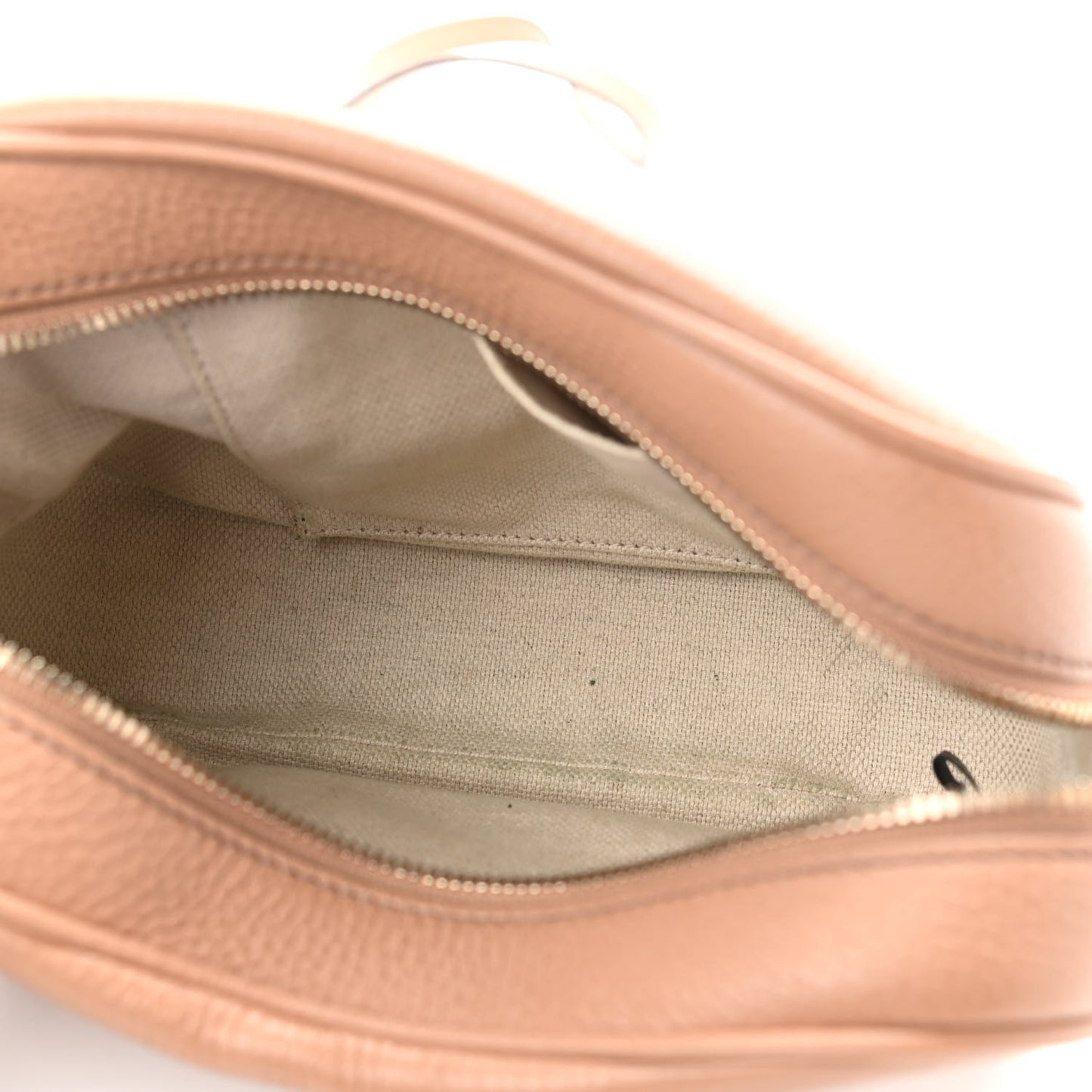 Pebbled Calfskin Small Soho Disco Bag Camelia