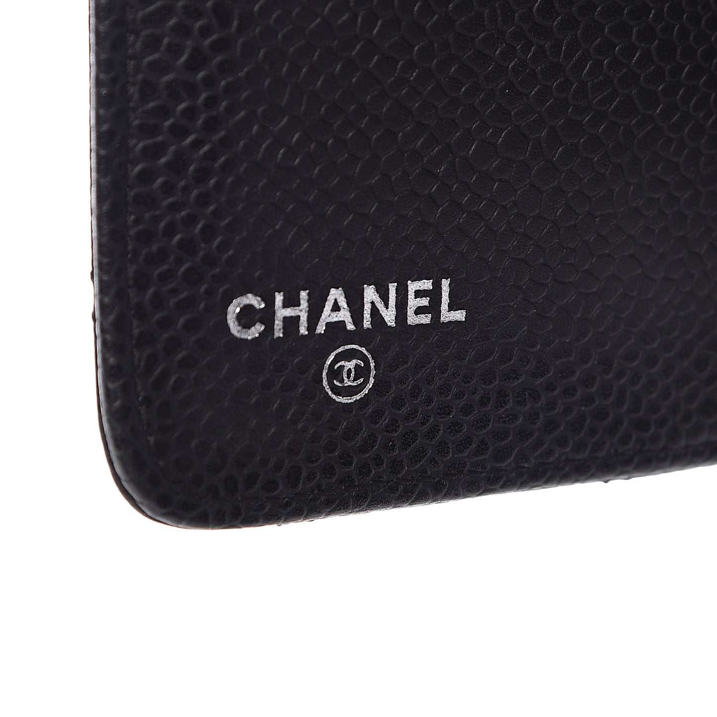 Caviar Quilted Medium Agenda Cover Black