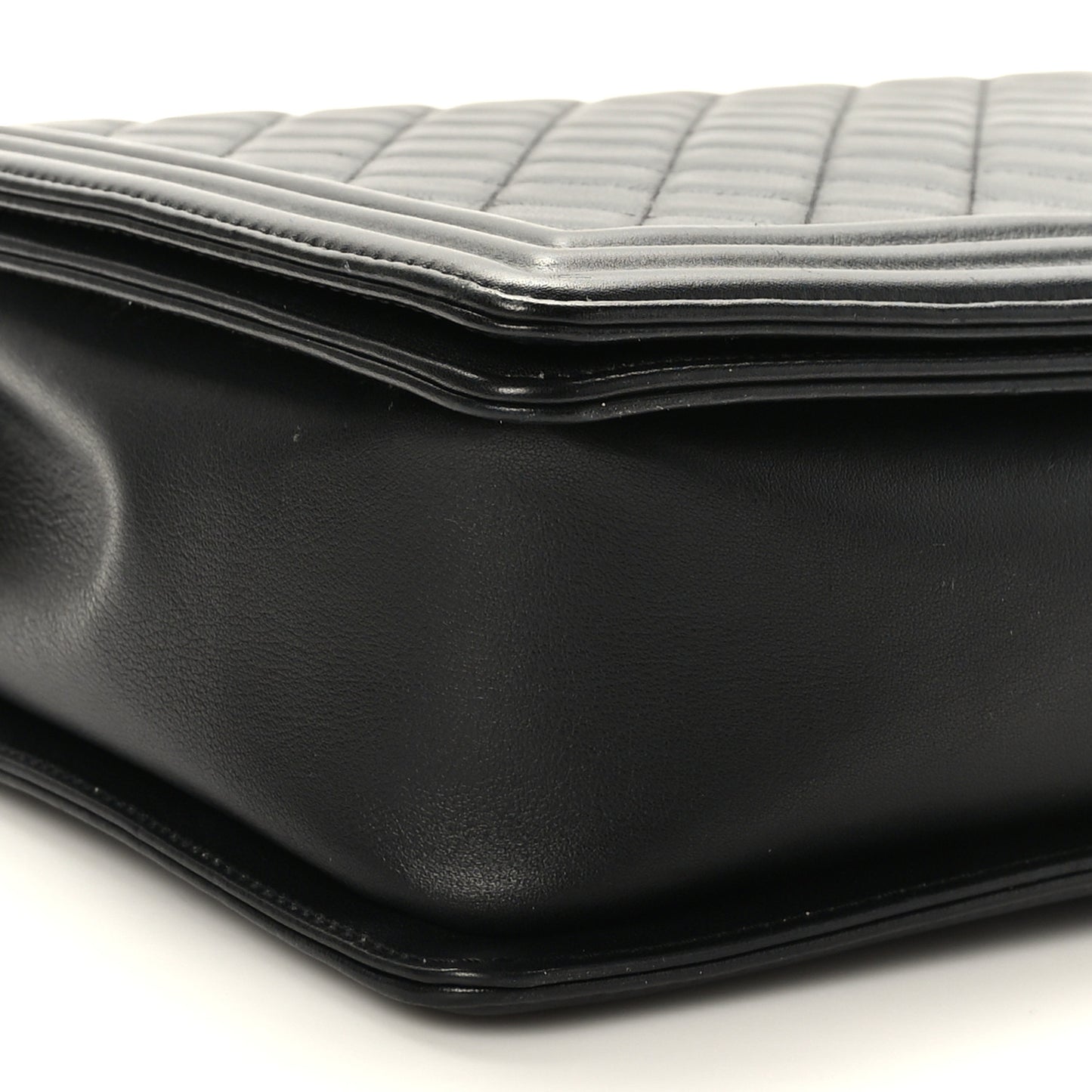 Calfskin Quilted Large Boy Flap Black