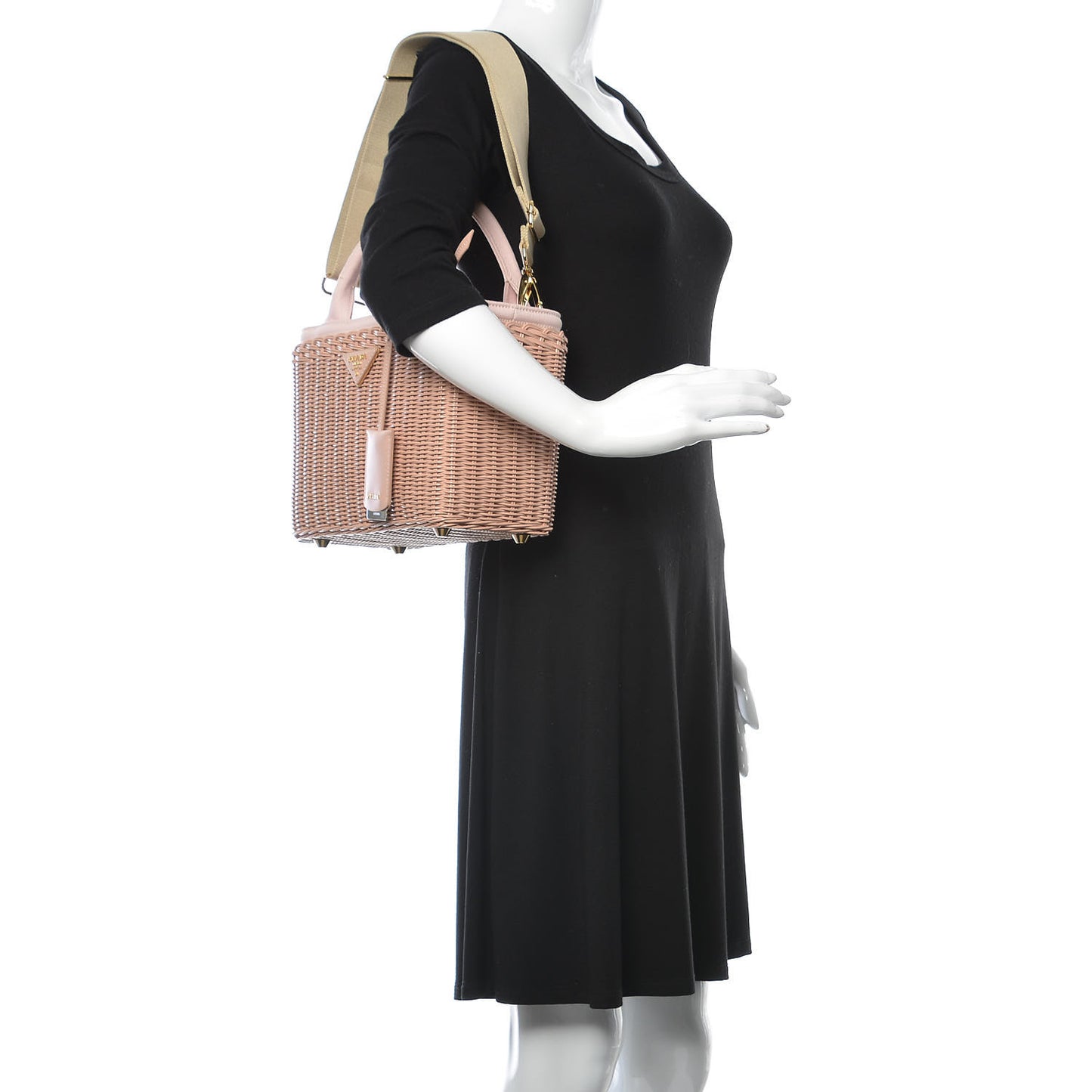 Wicker Canvas Shoulder Bag Pink