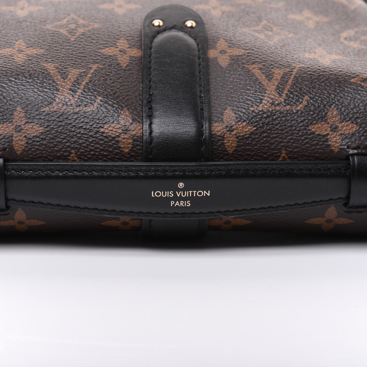 Reverse Monogram Chantilly Lock Black