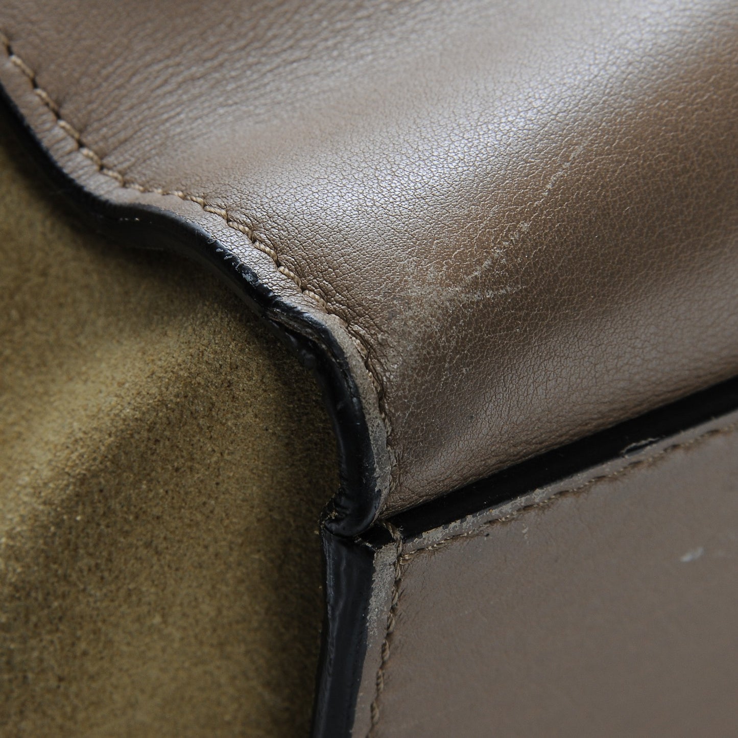 Smooth Calfskin Suede Medium Tri-Color Trapeze Olive