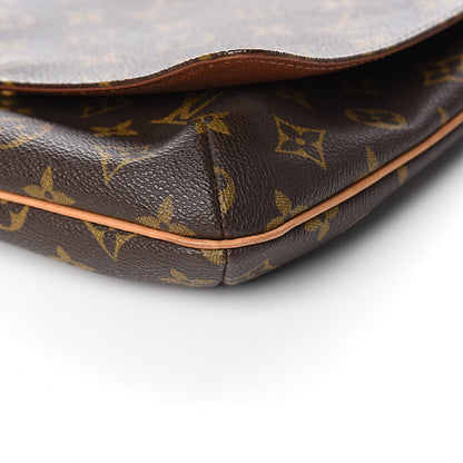 Louis Vuitton Monogram Musette Tango 9 of 10