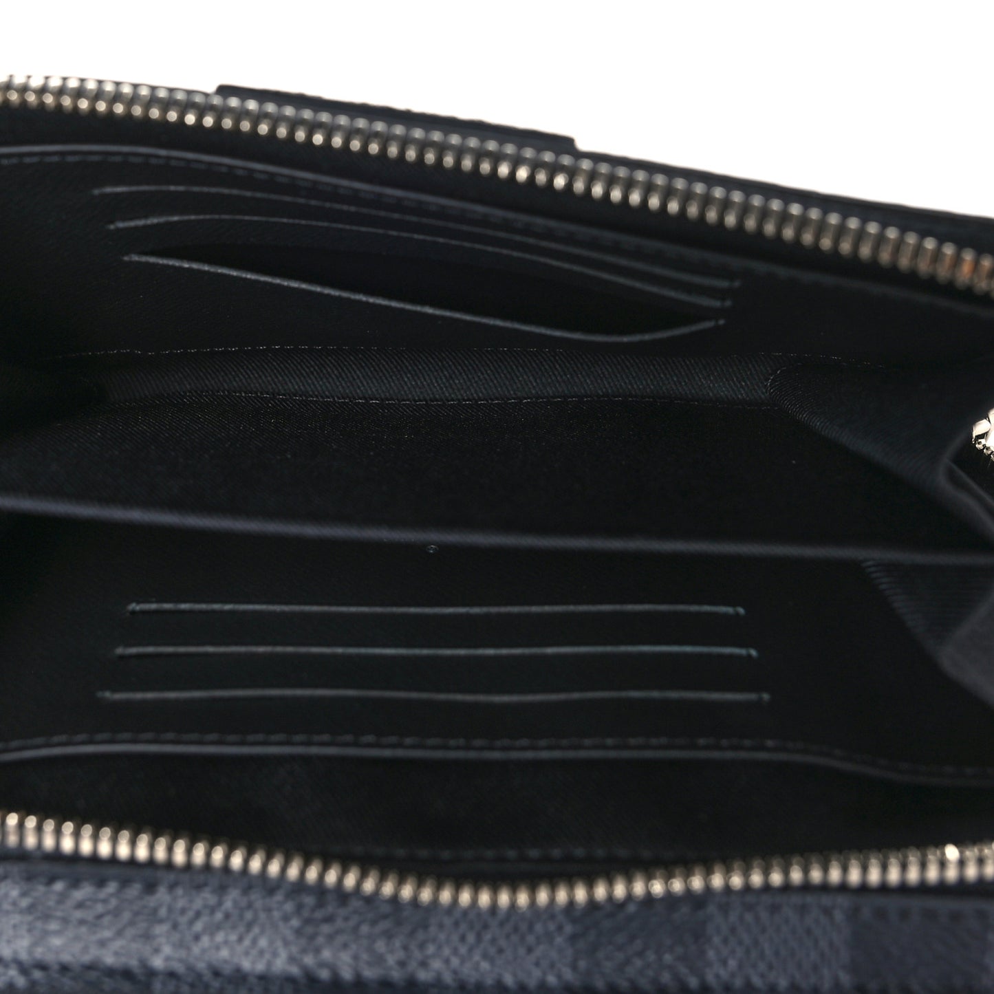 Damier Graphite Alpha Wearable Wallet
