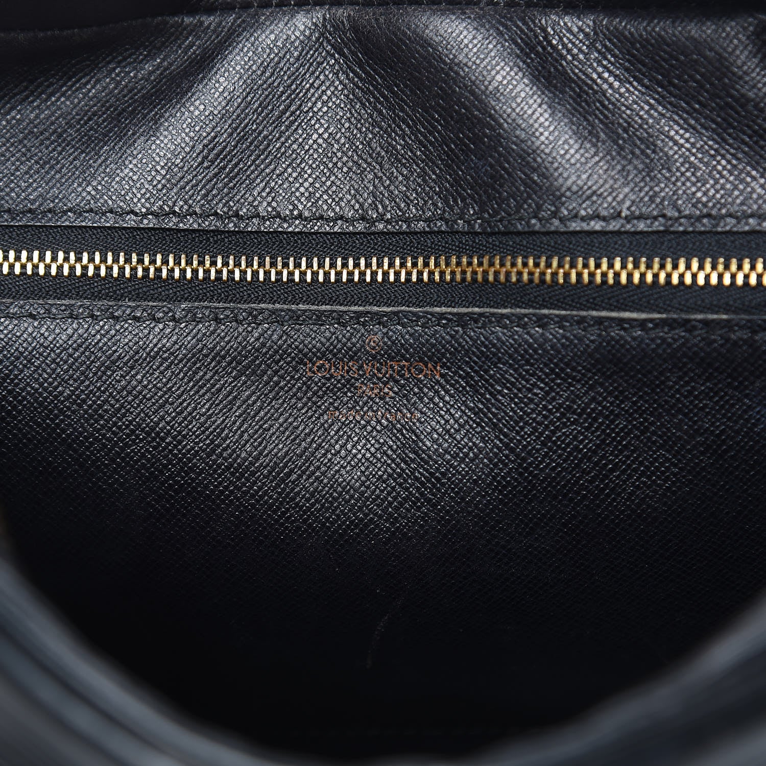 Louis Vuitton Epi Trocadero 24 Black 6 of 16