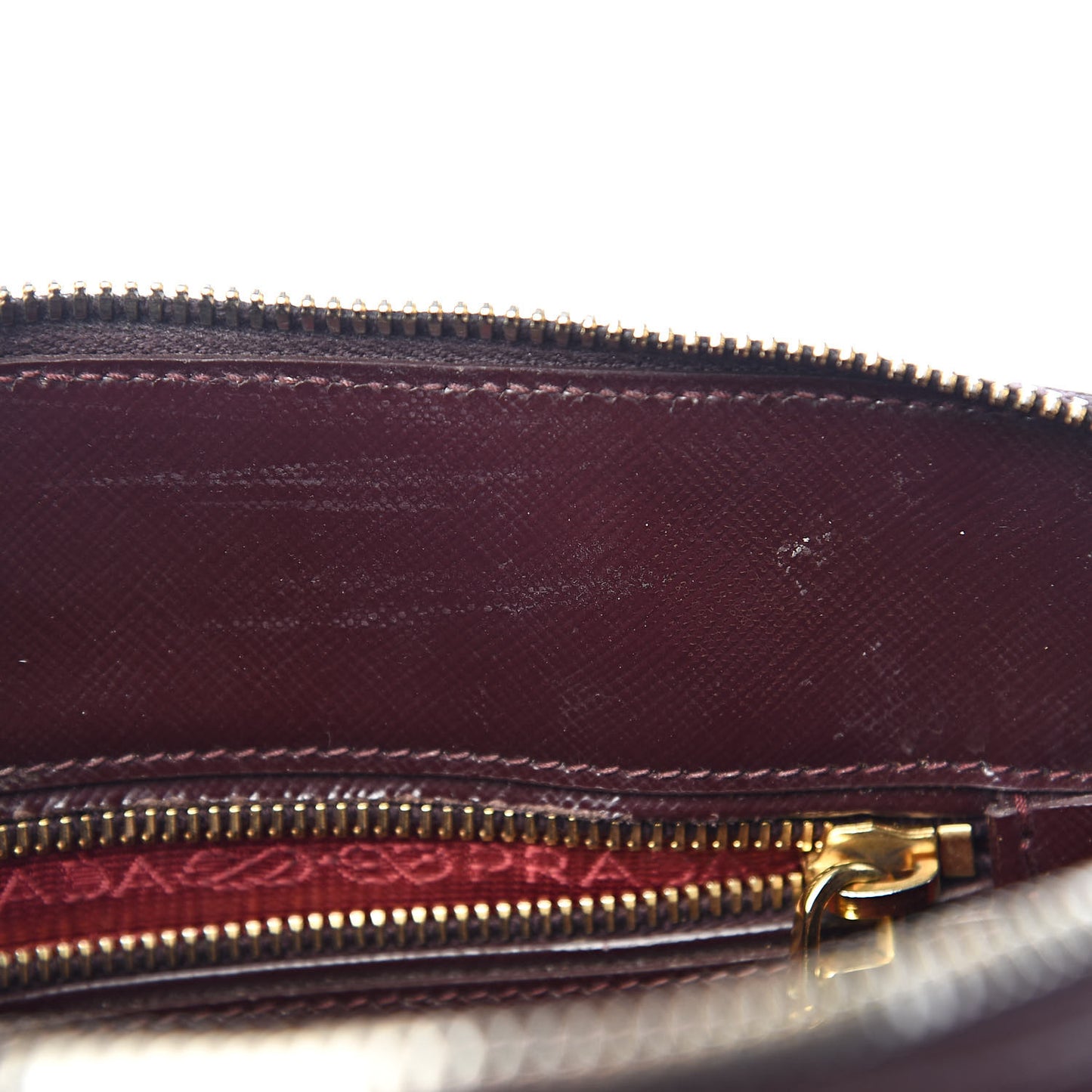 Saffiano Vernice Medium Promenade Tote Granato