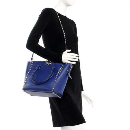 Valentino Garavani Vitello Rockstud Double Handle Tote Blu Delft 2 of 9