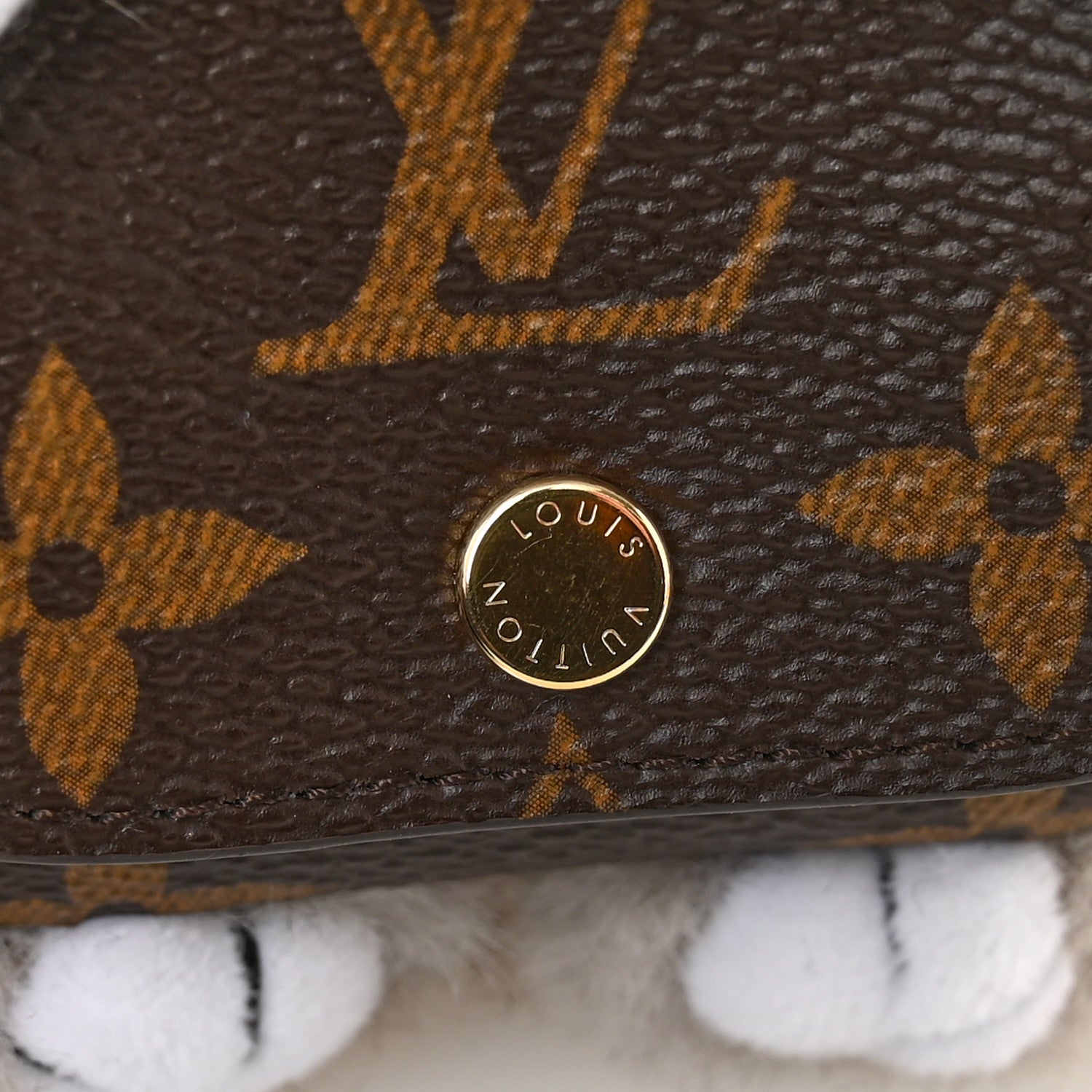 Louis Vuitton LV Monogram Cute Husky Pouch Earphones Case 1829418